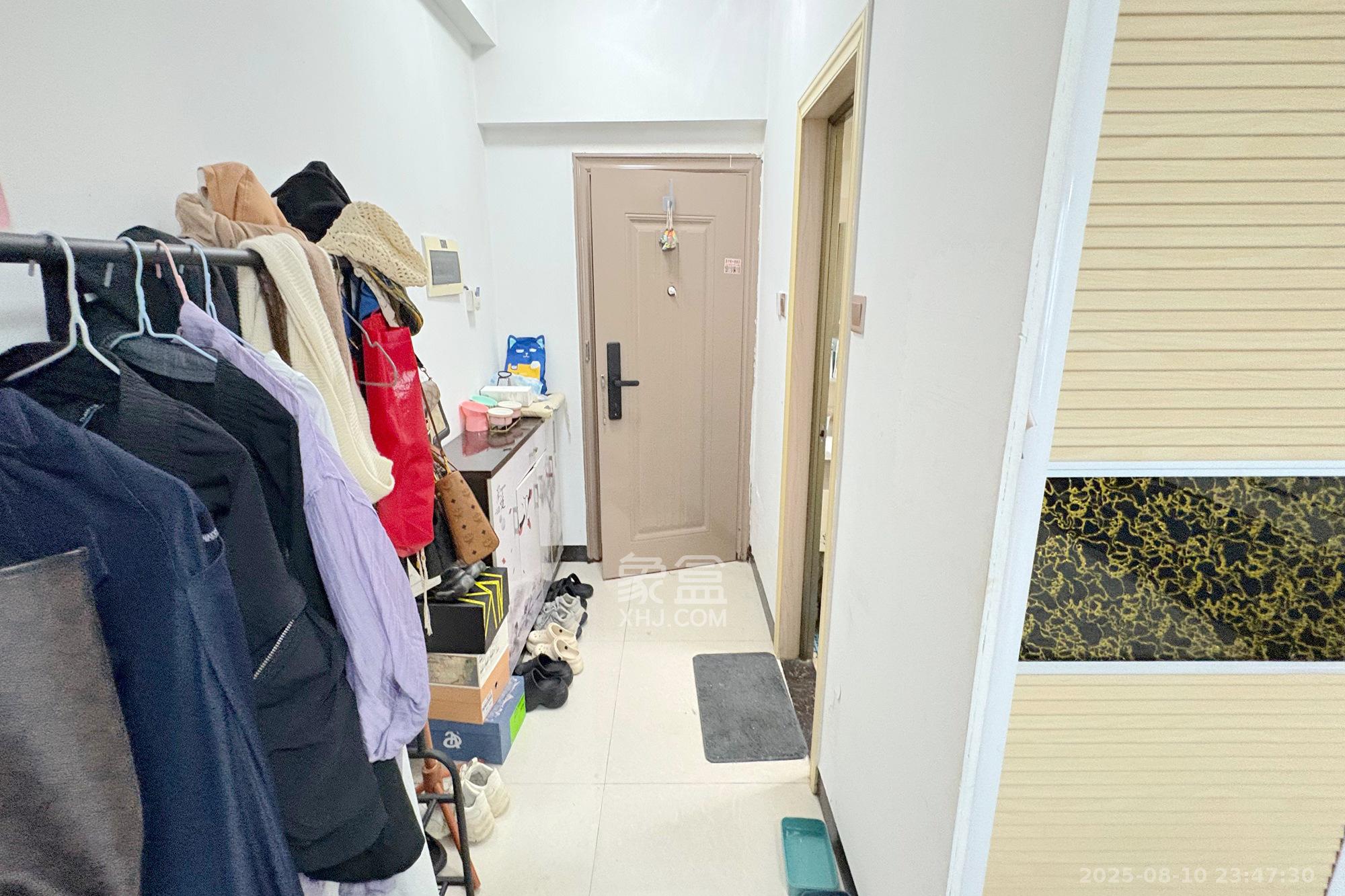 湘域相遇  1室1厅1卫   30.00万阳台