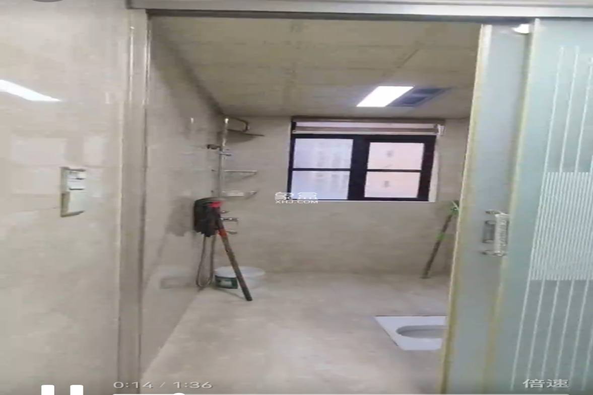 众一桂府 4室2厅2卫 76.8万 众一桂府 4室2厅2卫 76.8万客厅