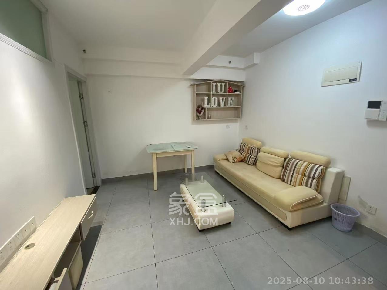 中建芙蓉嘉苑  2室1厅1卫    1500.0元/月 中建芙蓉嘉苑  2室1厅1卫    1500.0元/月室内图