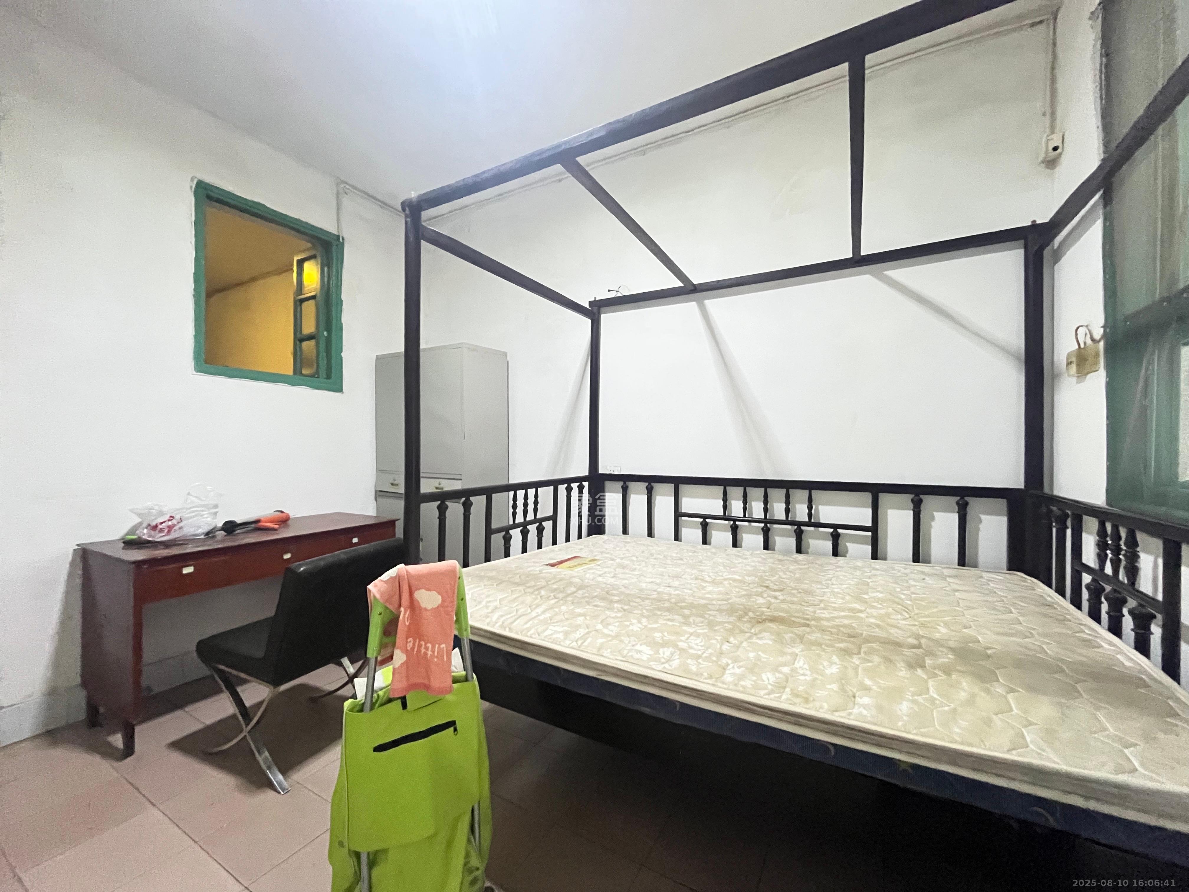 荣安宿舍  1室0厅0卫    900.0元/月室内图