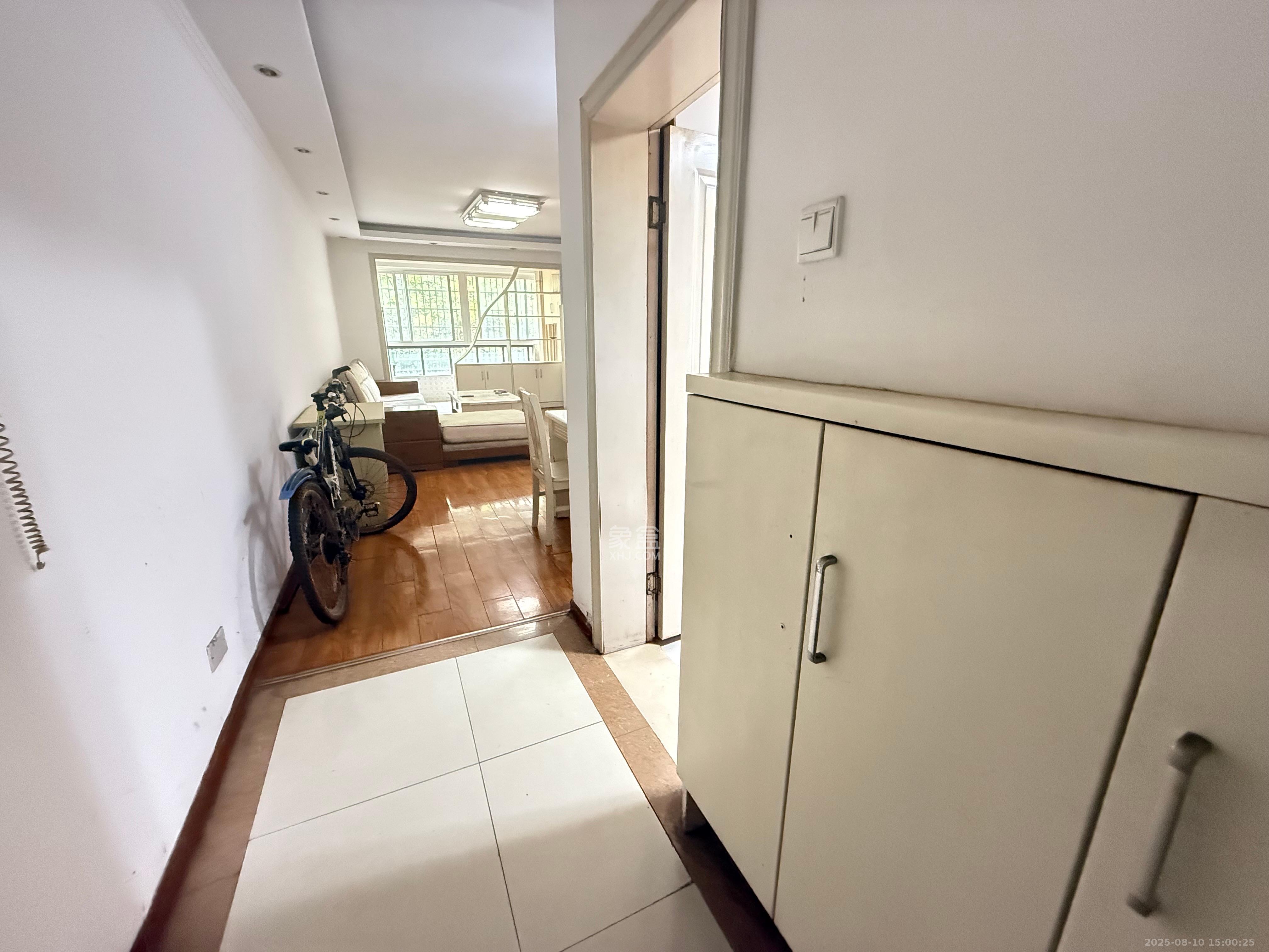 黎郡新宇康景园  1室1厅1卫    1800.0元/月室内图