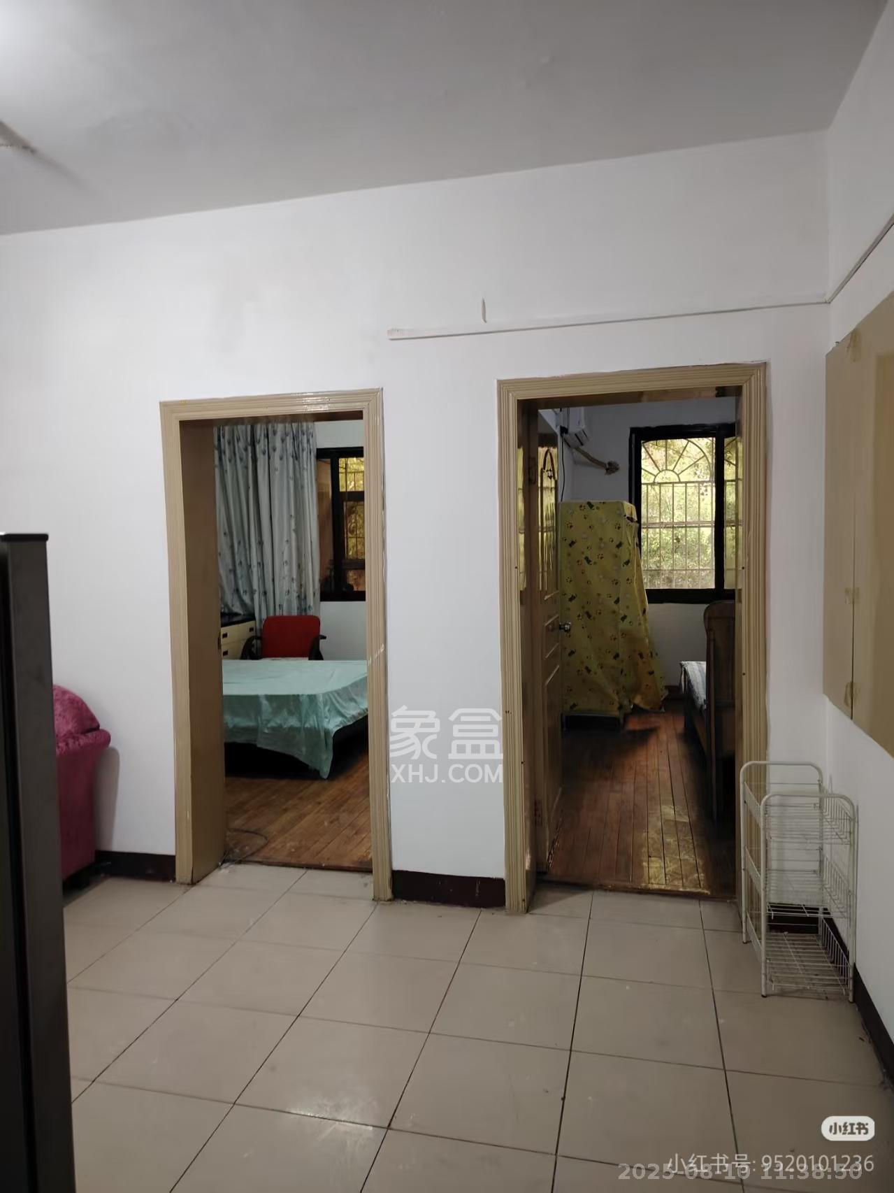 赤岗小区(一二三片) 2室2厅1卫 1500.0元/月 赤岗小区(一二三片) 2室2厅1卫 1500.0元/月室内图