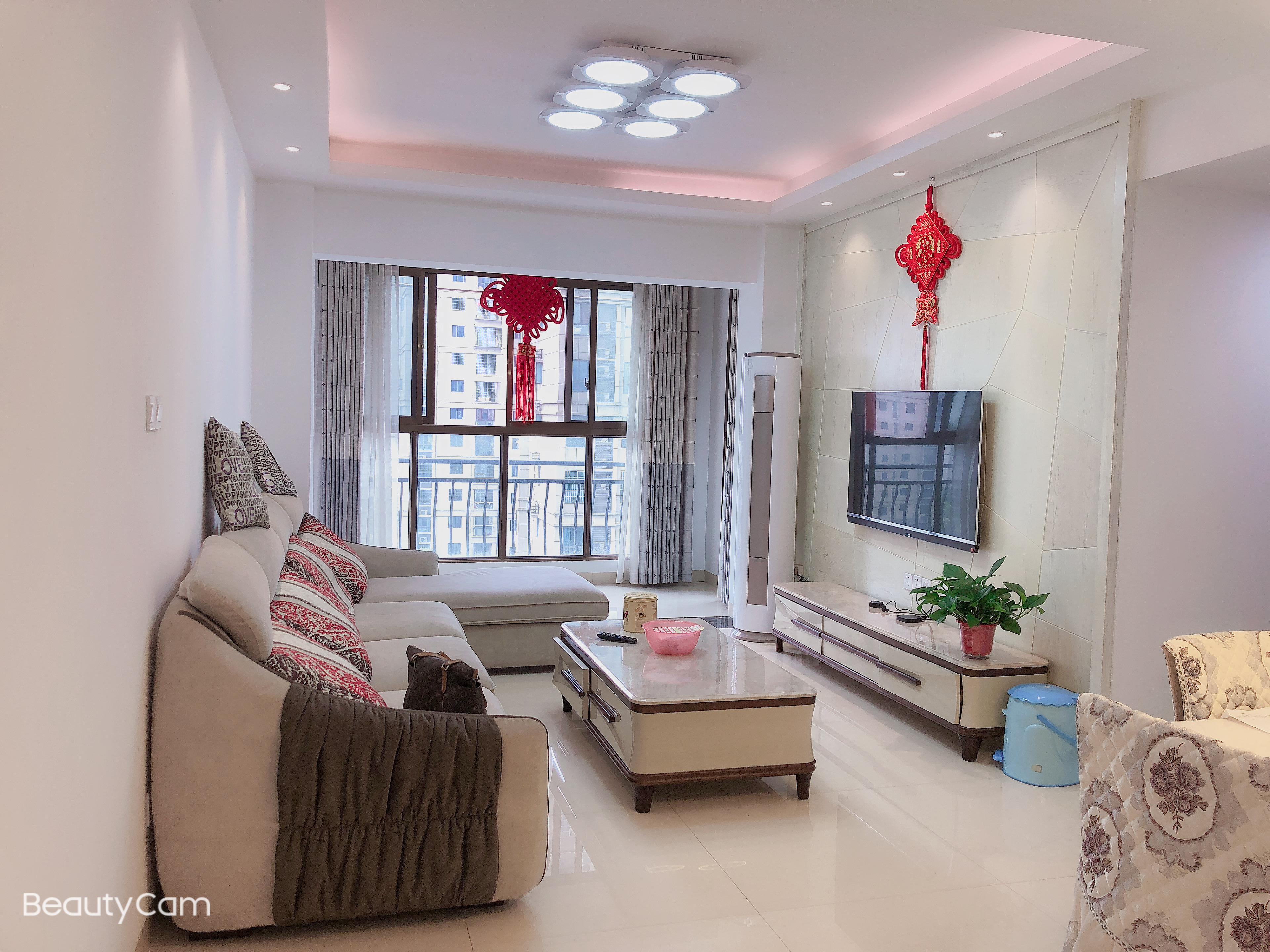 碧桂园 3室2厅1卫 1800.0元/月 碧桂园 3室2厅1卫 1800.0元/月室内图