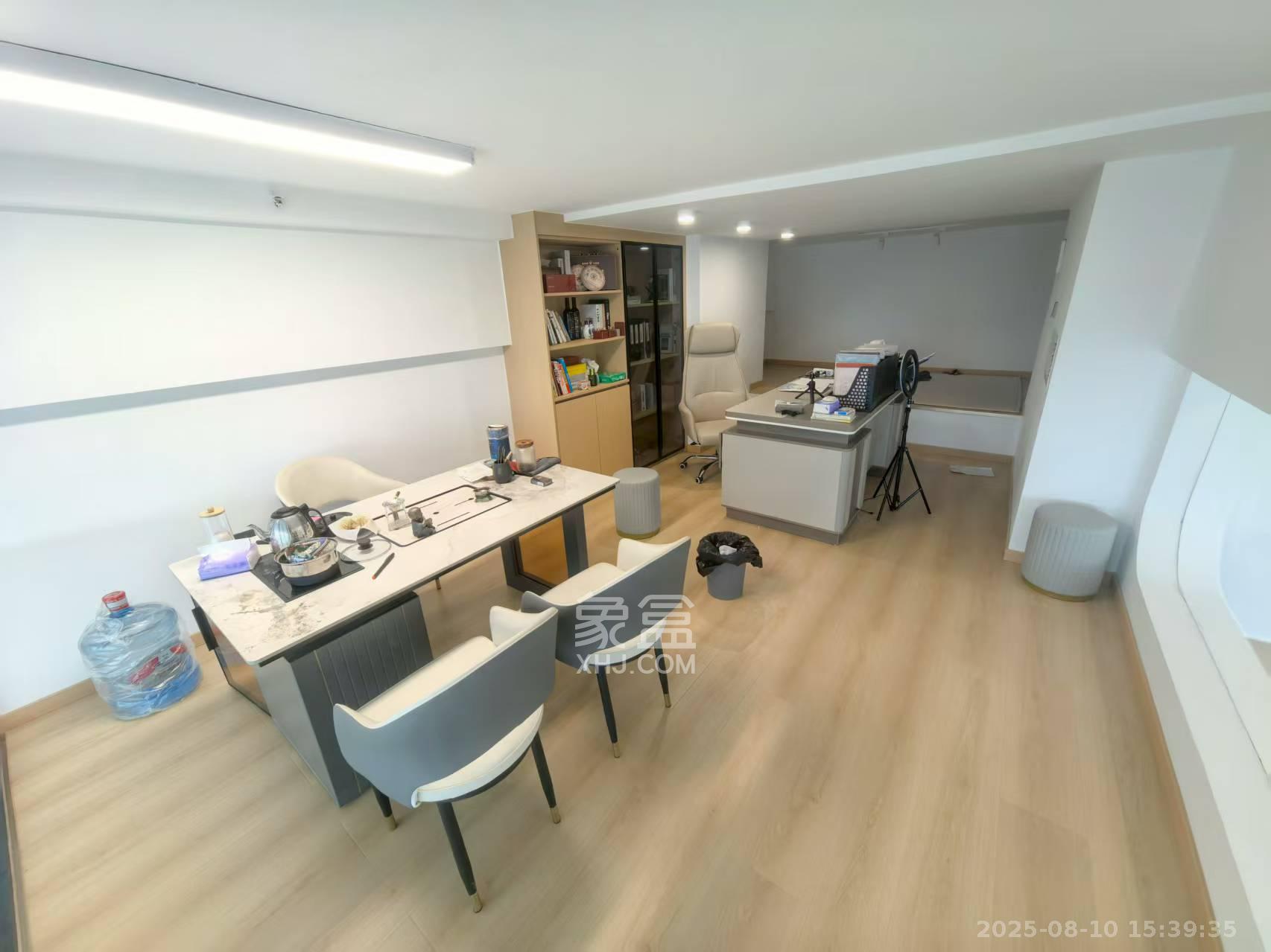 中建宝铂公馆   90.0㎡     7500.00元/月室内图