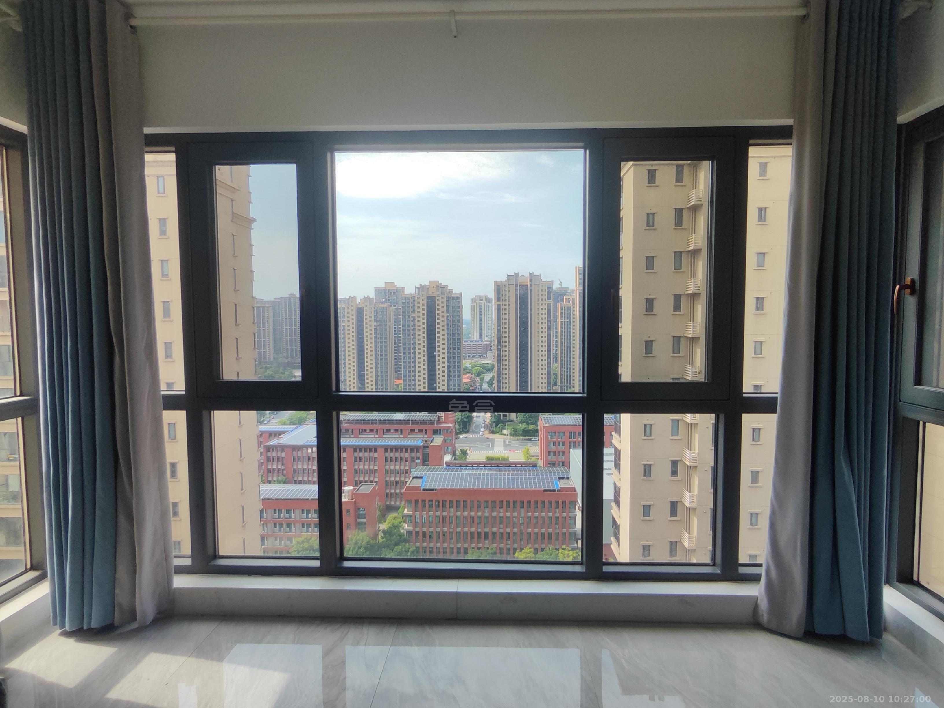 美的翰城  4室2厅2卫    2300.0元/月 美的翰城  4室2厅2卫    2300.0元/月室内图