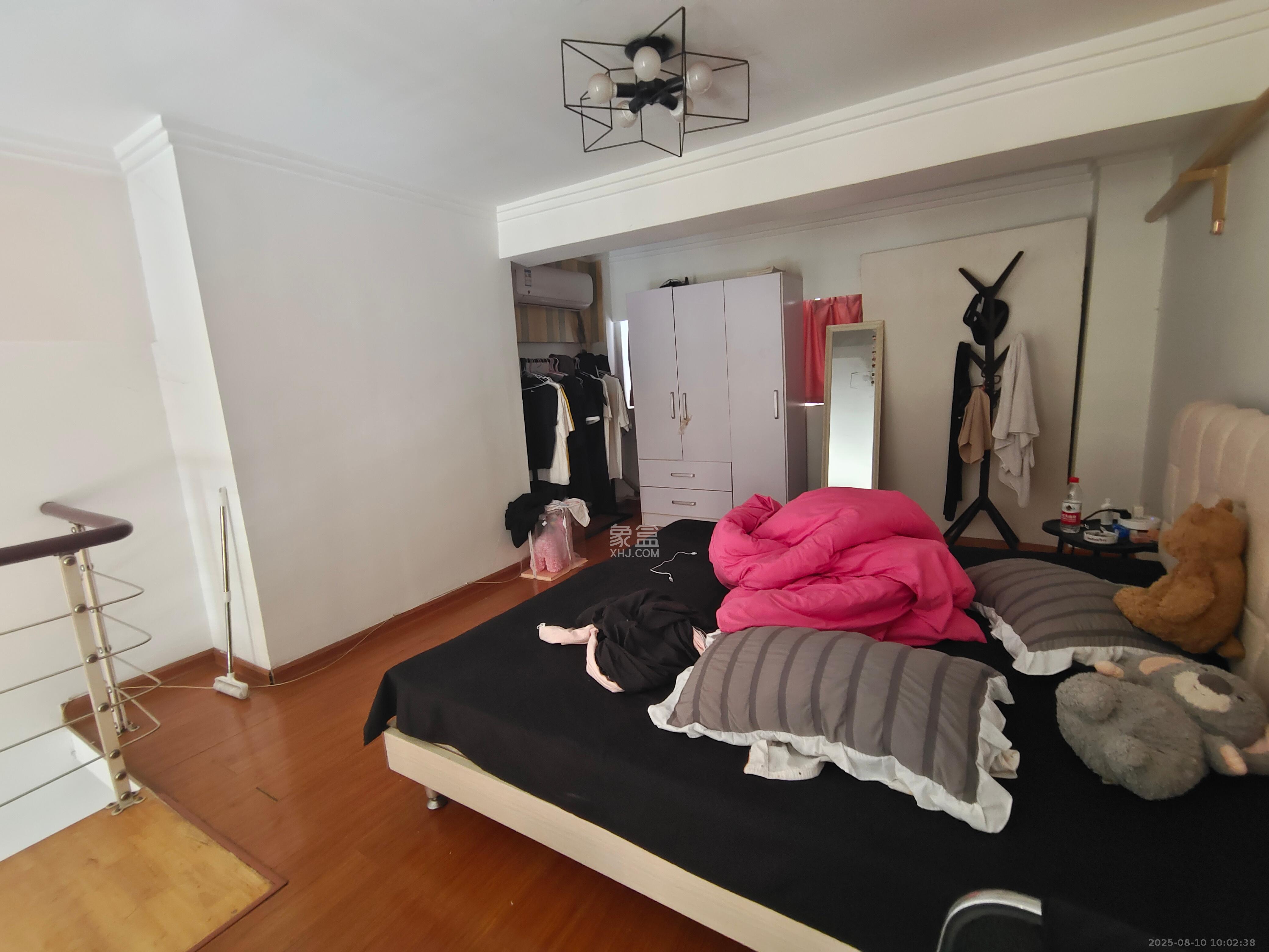 格蓝康都  1室1厅1卫    1900.0元/月 格蓝康都  1室1厅1卫    1900.0元/月室内图