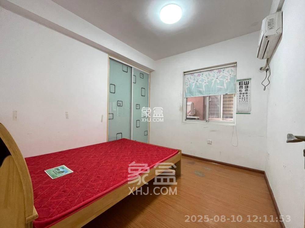 银轩铭誉（四海怡家）  2室1厅1卫    2800.0元/月室内图