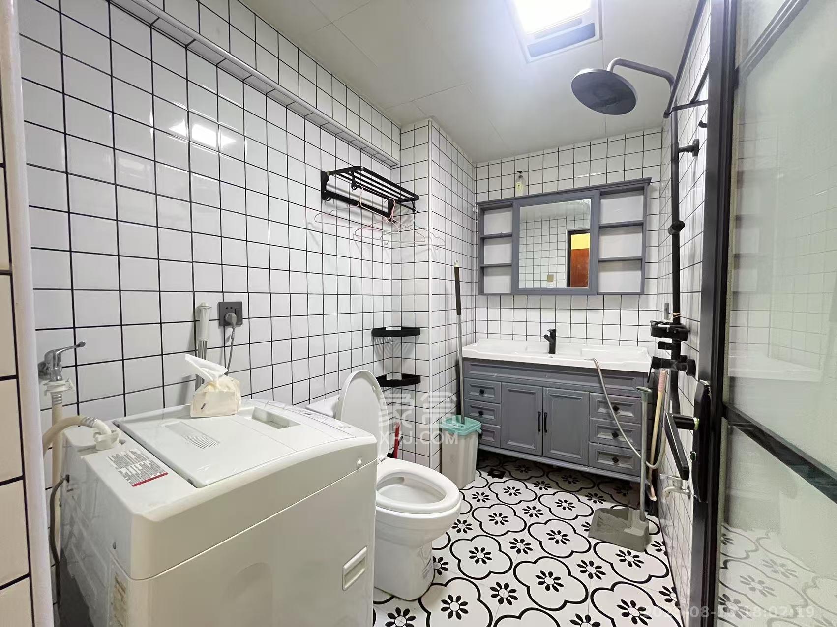 东怡外国(南湖一号)  2室1厅1卫    2800.0元/月 东怡外国(南湖一号)  2室1厅1卫    2800.0元/月室内图