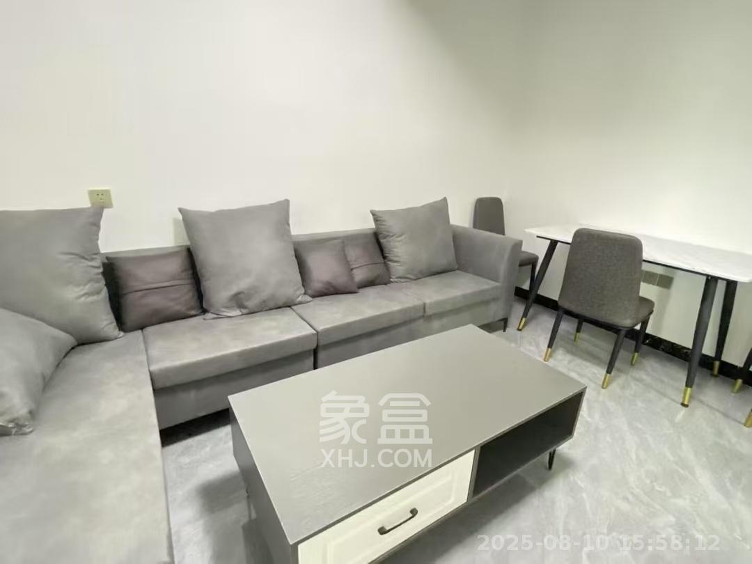 保利西海岸B区  2室1厅1卫   2800.00元/月