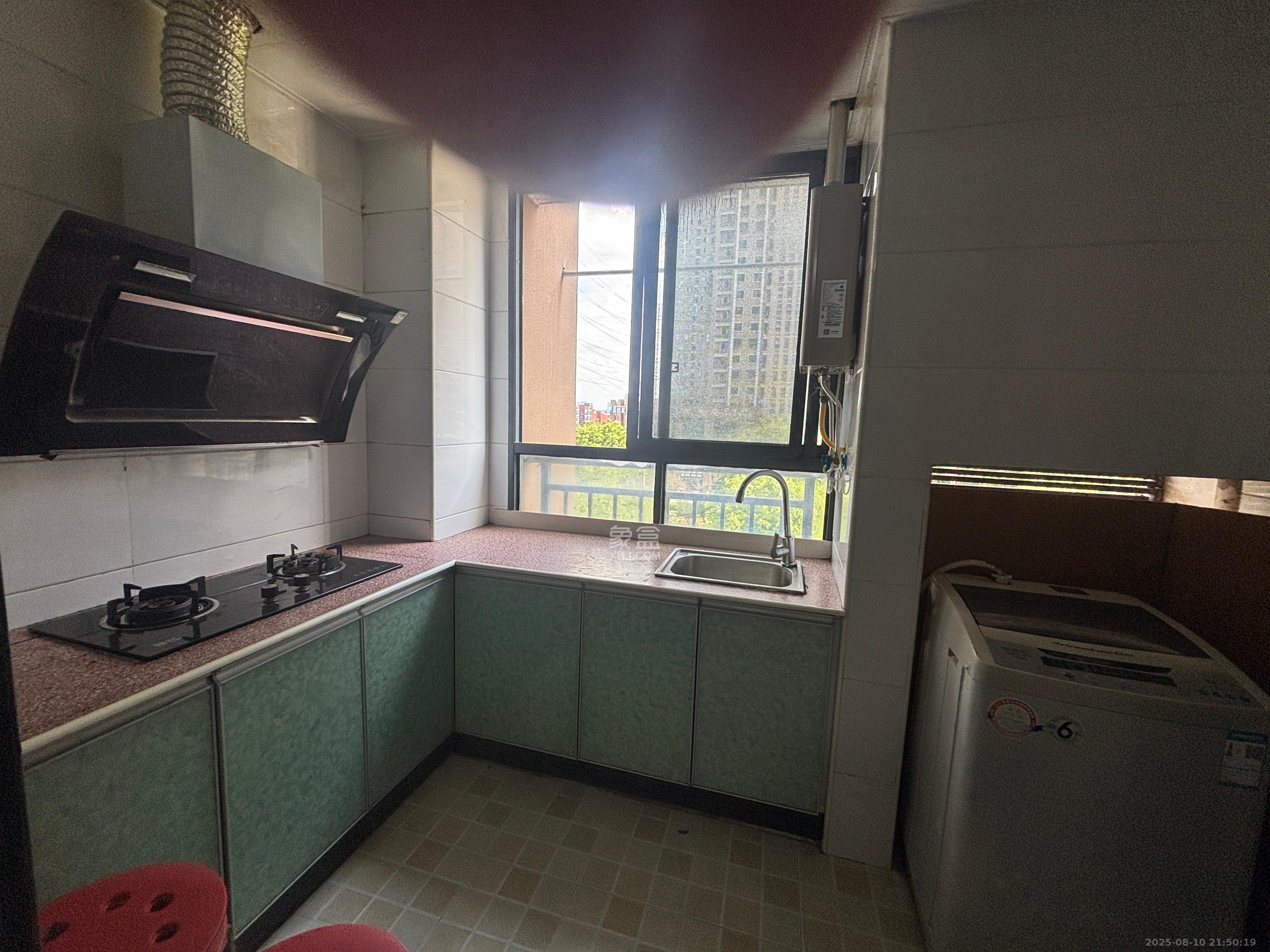 中欣楚天雅郡 2室2厅1卫 1500.0元/月 中欣楚天雅郡 2室2厅1卫 1500.0元/月室内图