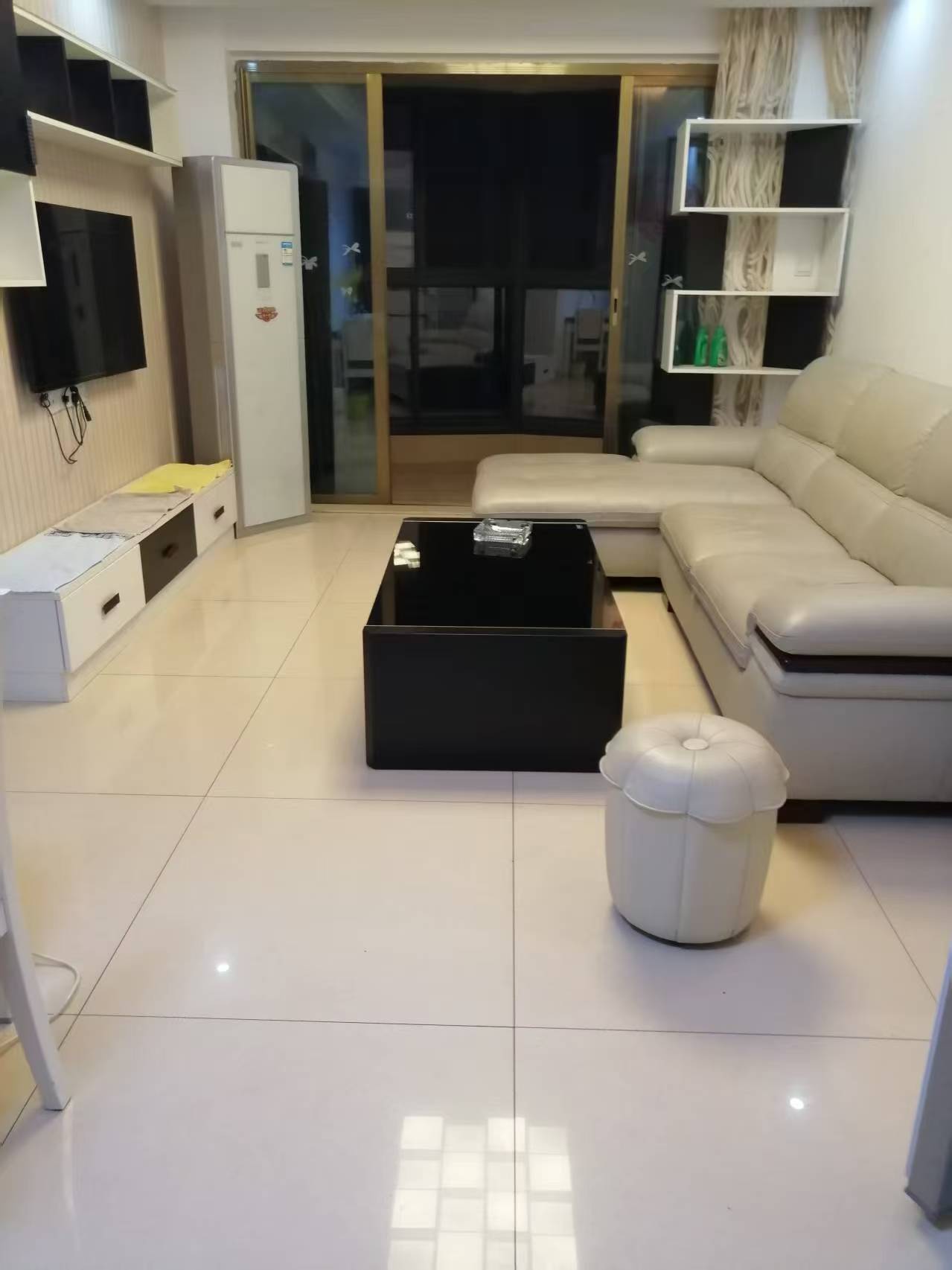 碧桂园 3室1厅1卫 1800.0元/月 碧桂园 3室1厅1卫 1800.0元/月室内图