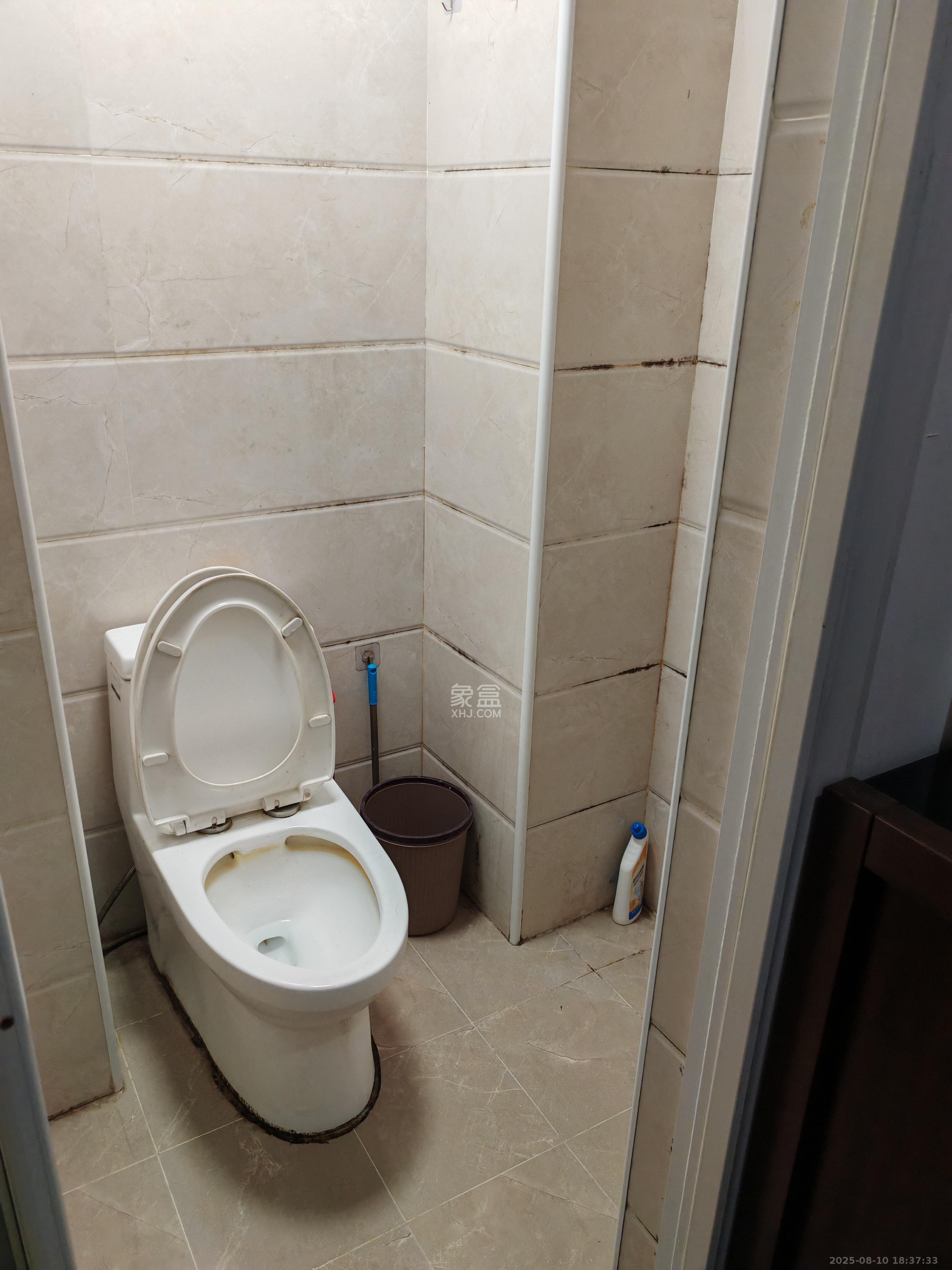 欧亚达国际广场  1室1厅1卫    1000.0元/月室内图