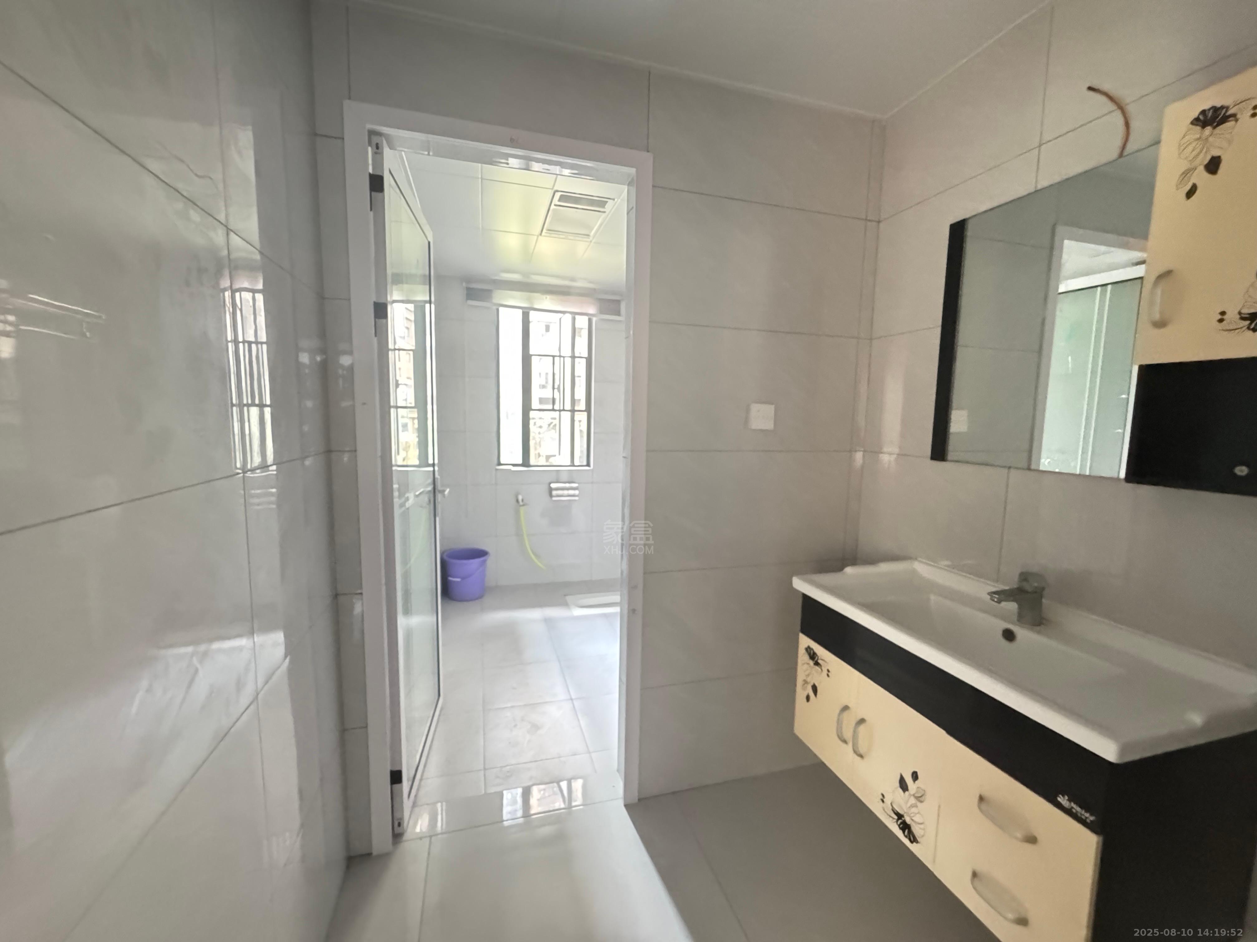 提香蓝岸 1室0厅0卫 1600.0元/月 提香蓝岸 1室0厅0卫 1600.0元/月室内图