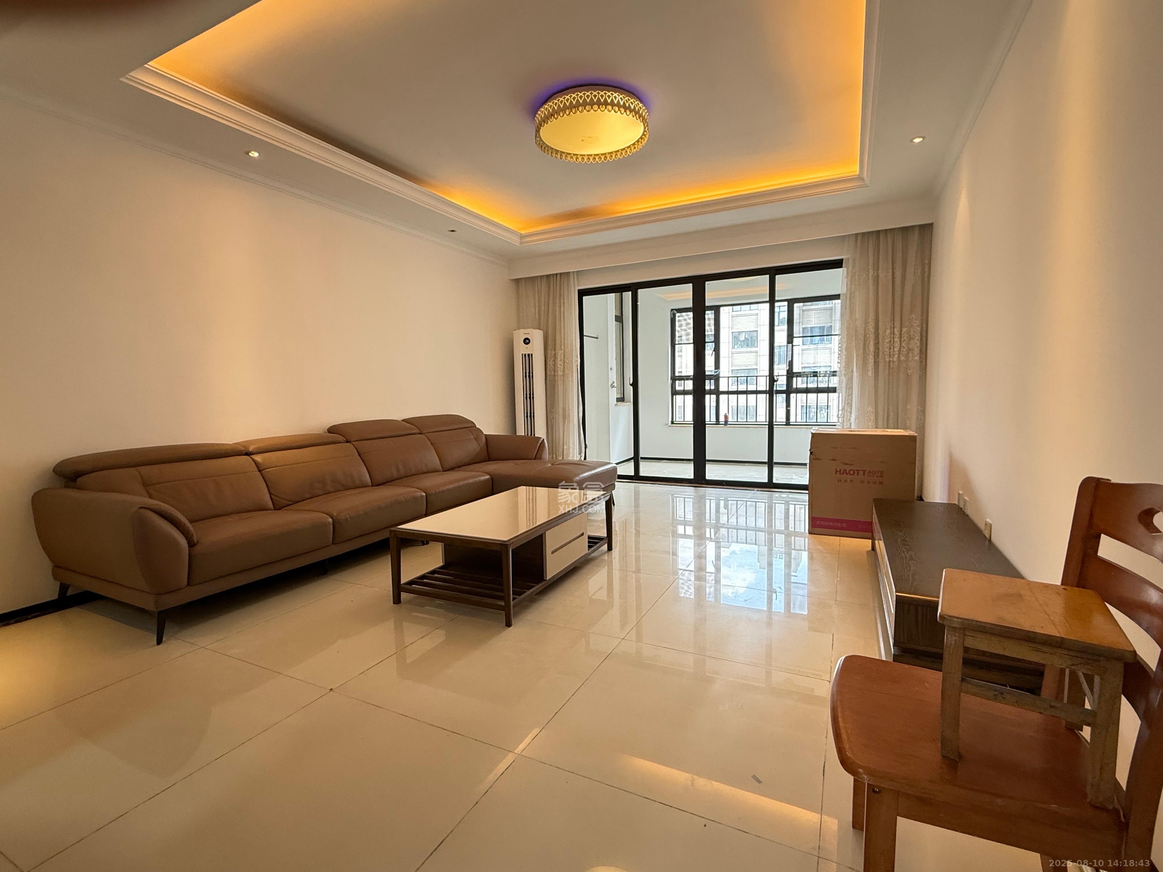 茂华禧都会  3室2厅2卫    3300.0元/月室内图