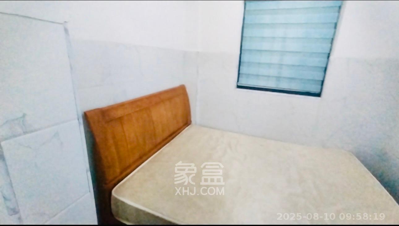 柏家塘小区  1室1厅1卫    1000.0元/月室内图