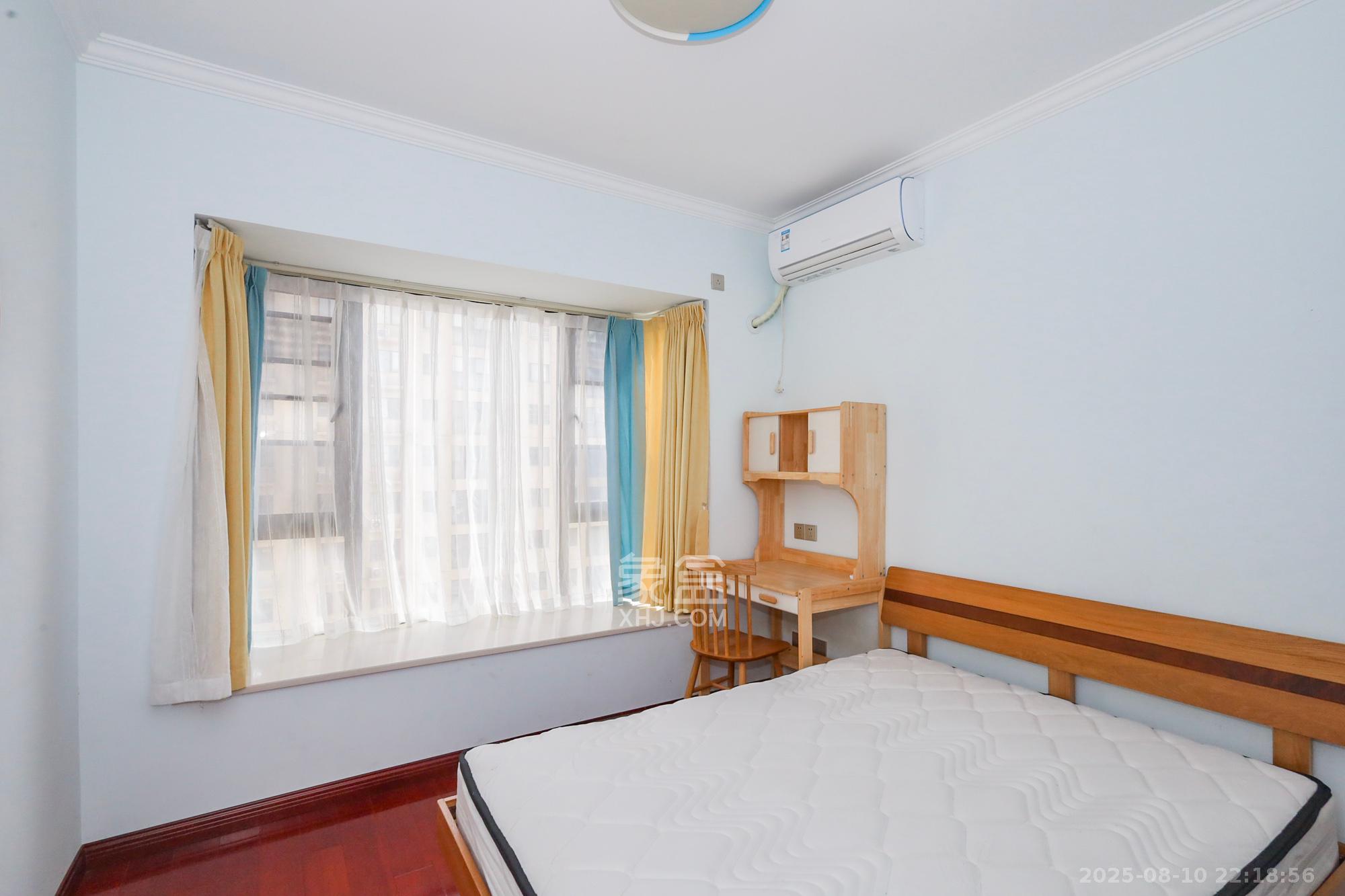 钰龙天下二期(钰龙佳园) 2室2厅1卫 195.0万 钰龙天下二期(钰龙佳园) 2室2厅1卫 195.0万卧室