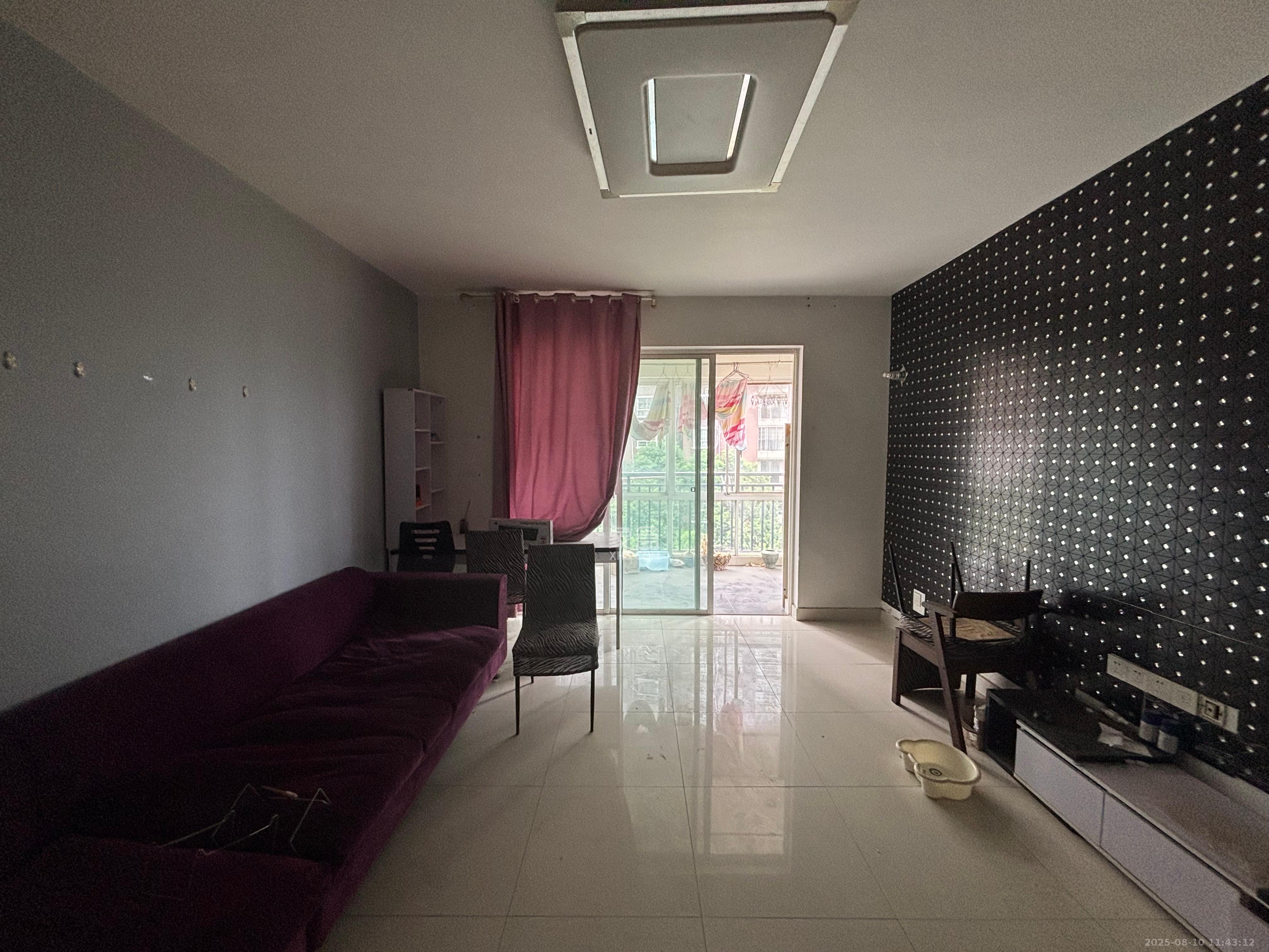 星城雅郡  2室2厅1卫    1300.0元/月 星城雅郡  2室2厅1卫    1300.0元/月室内图