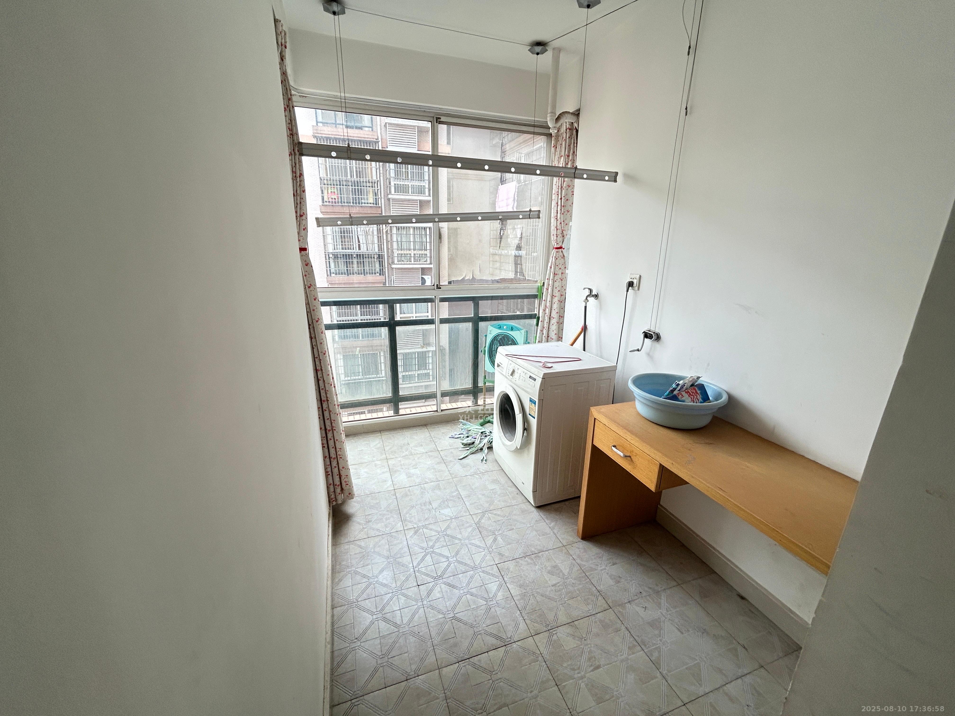 鑫天山城明珠  3室2厅1卫    1200.0元/月室内图