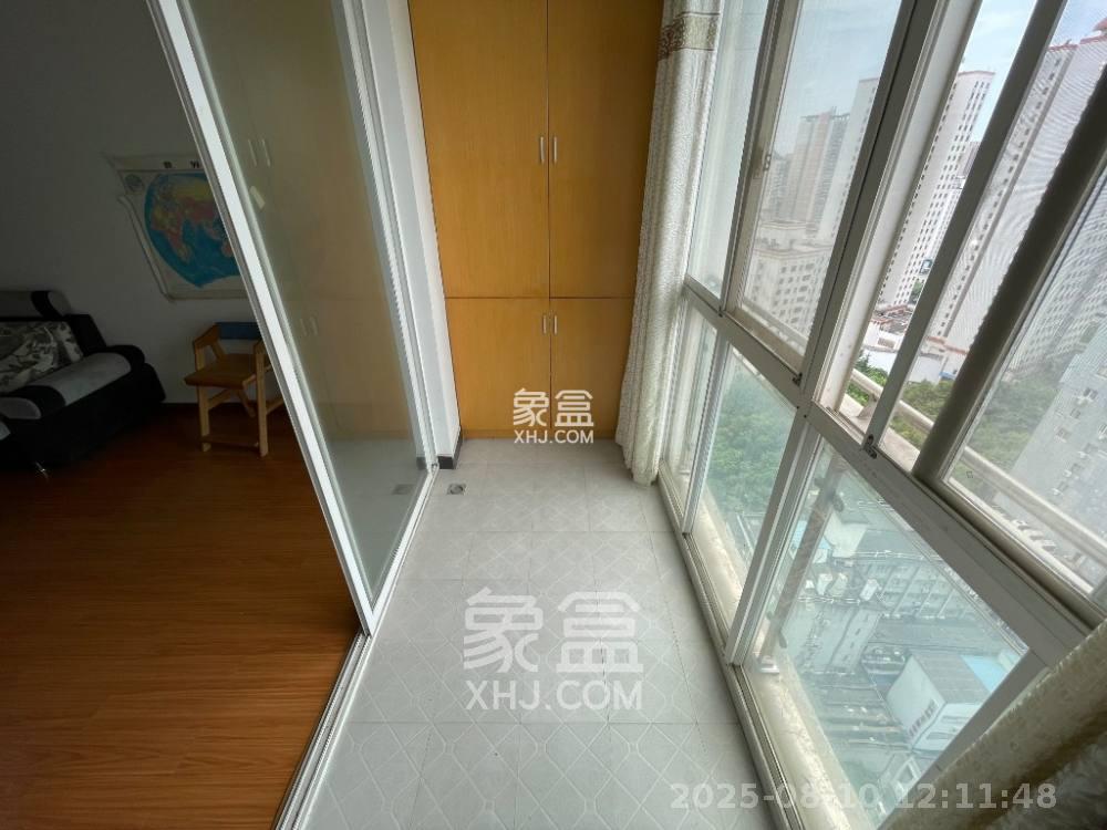 银轩铭誉（四海怡家）  2室1厅1卫    2800.0元/月室内图