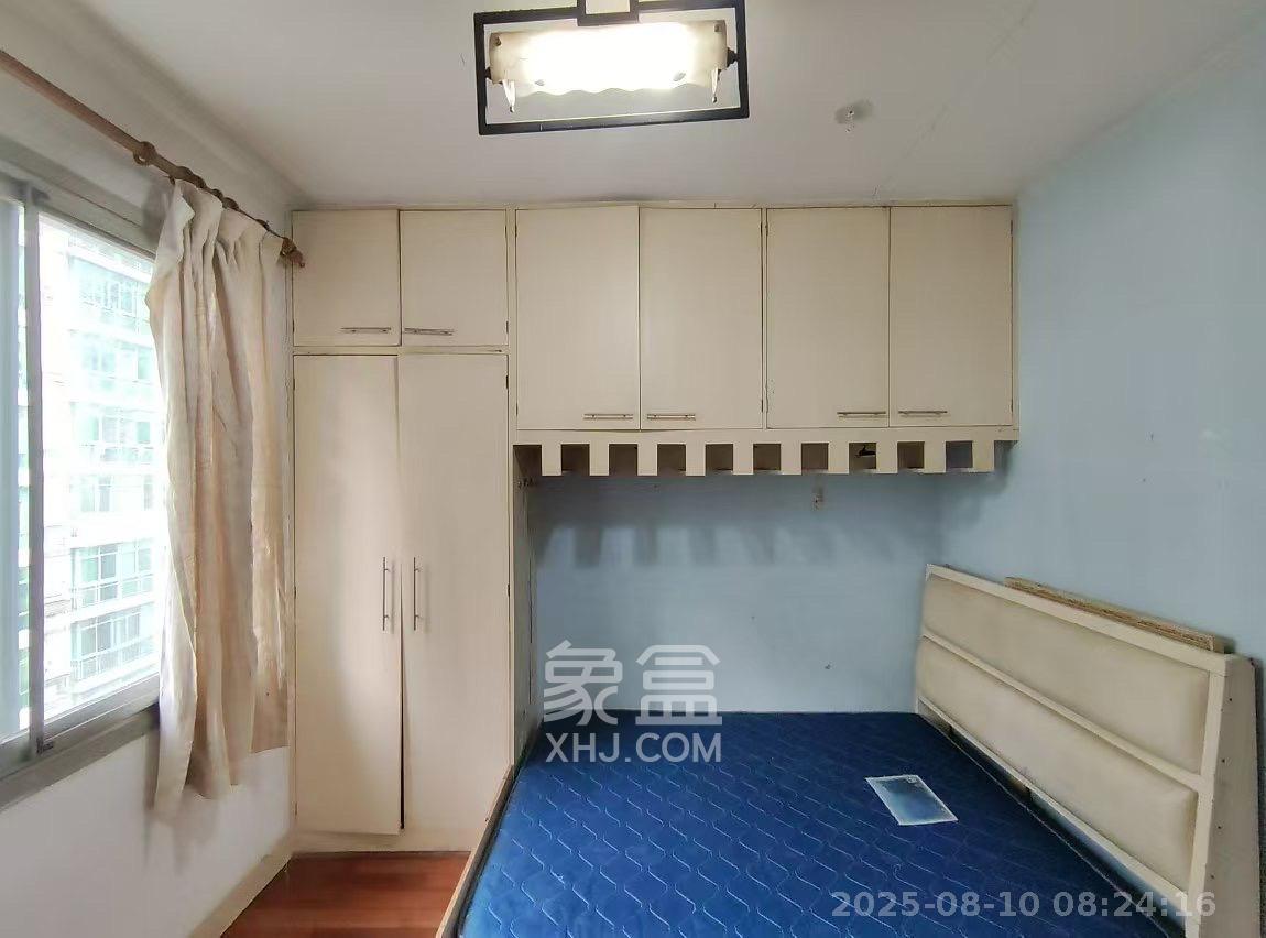 天润花园 3室2厅1卫 1600.0元/月 天润花园 3室2厅1卫 1600.0元/月室内图