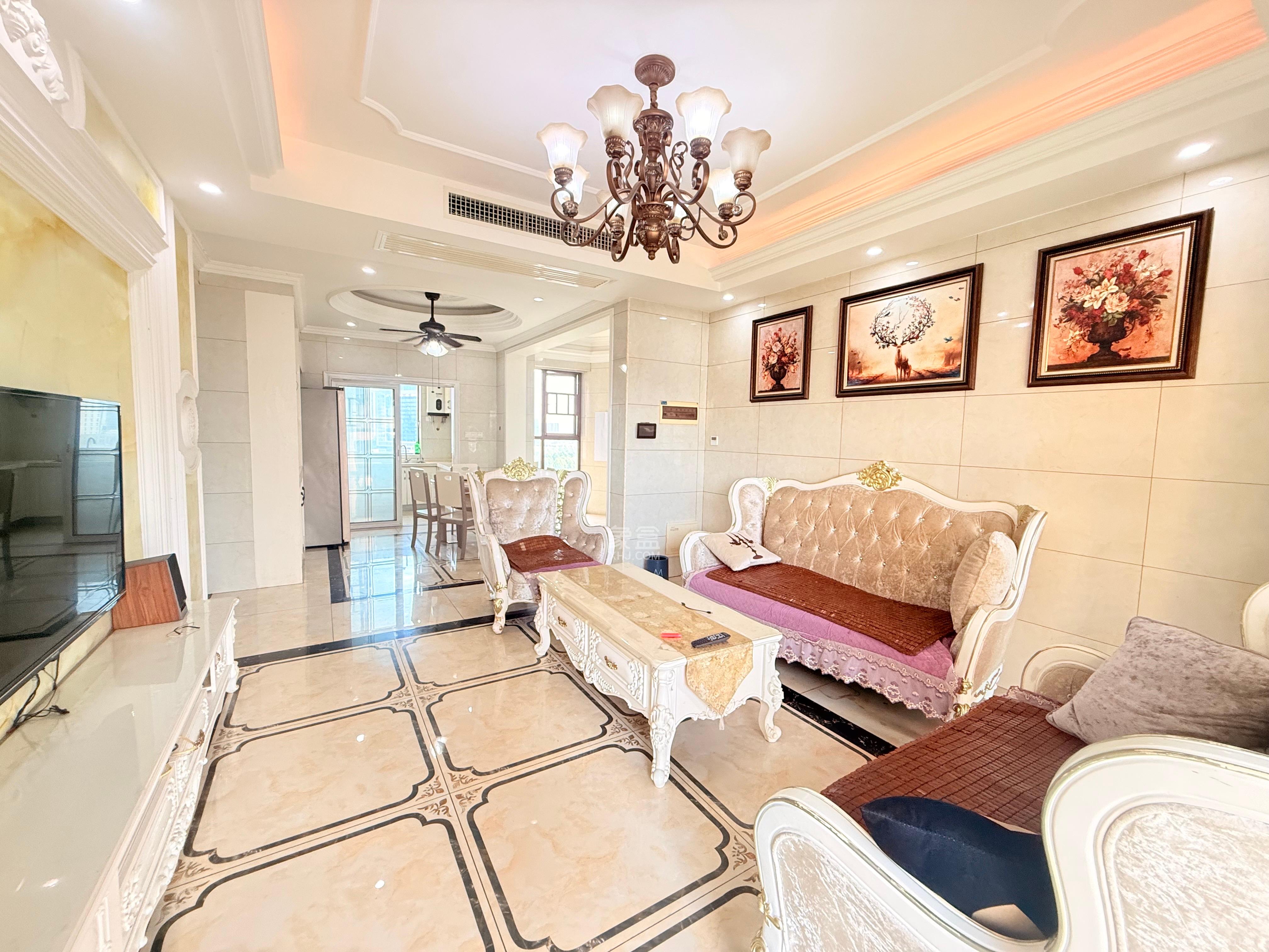 万里时代 4室2厅2卫 3200.0元/月 万里时代 4室2厅2卫 3200.0元/月室内图