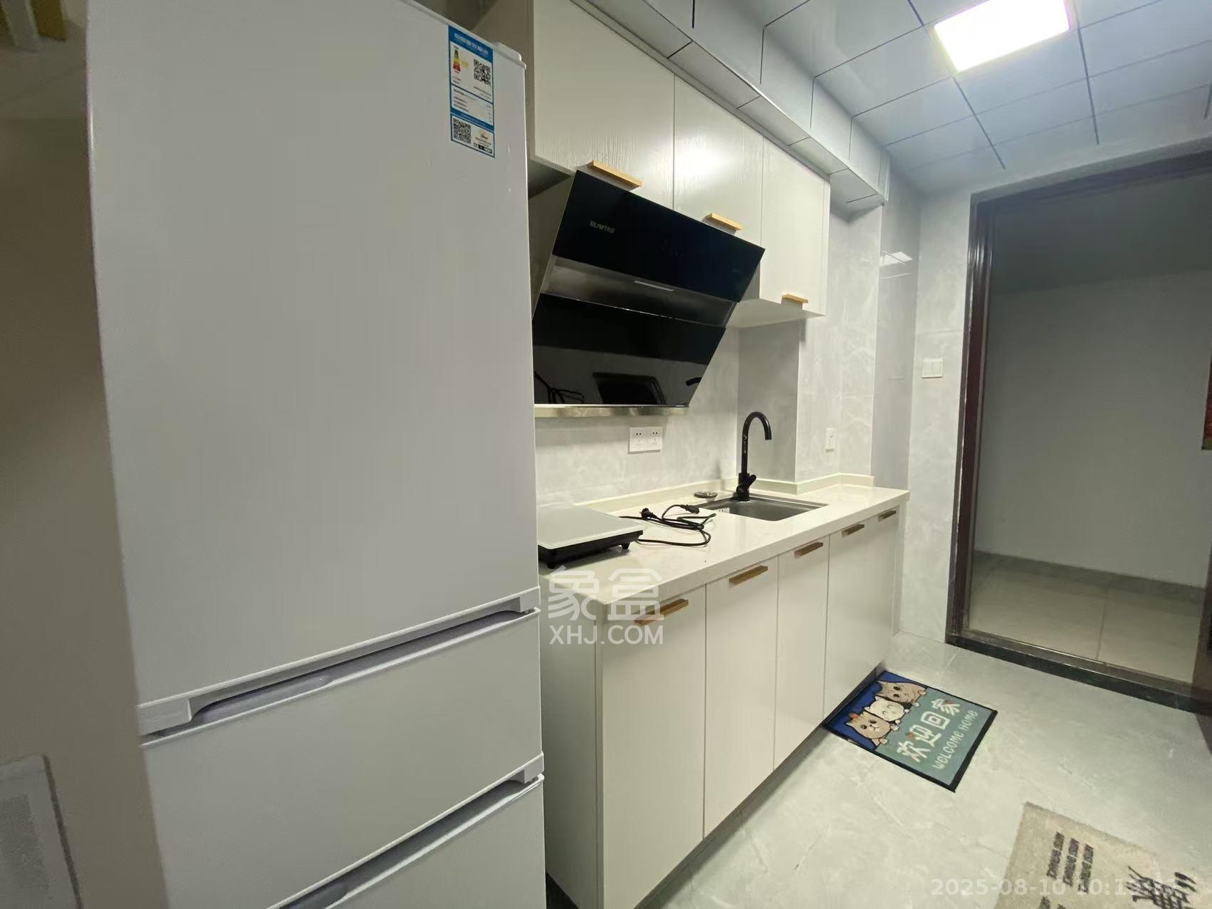 华润翡翠府 1室0厅0卫 1700.00元/月 华润翡翠府 1室0厅0卫 1700.00元/月室内图