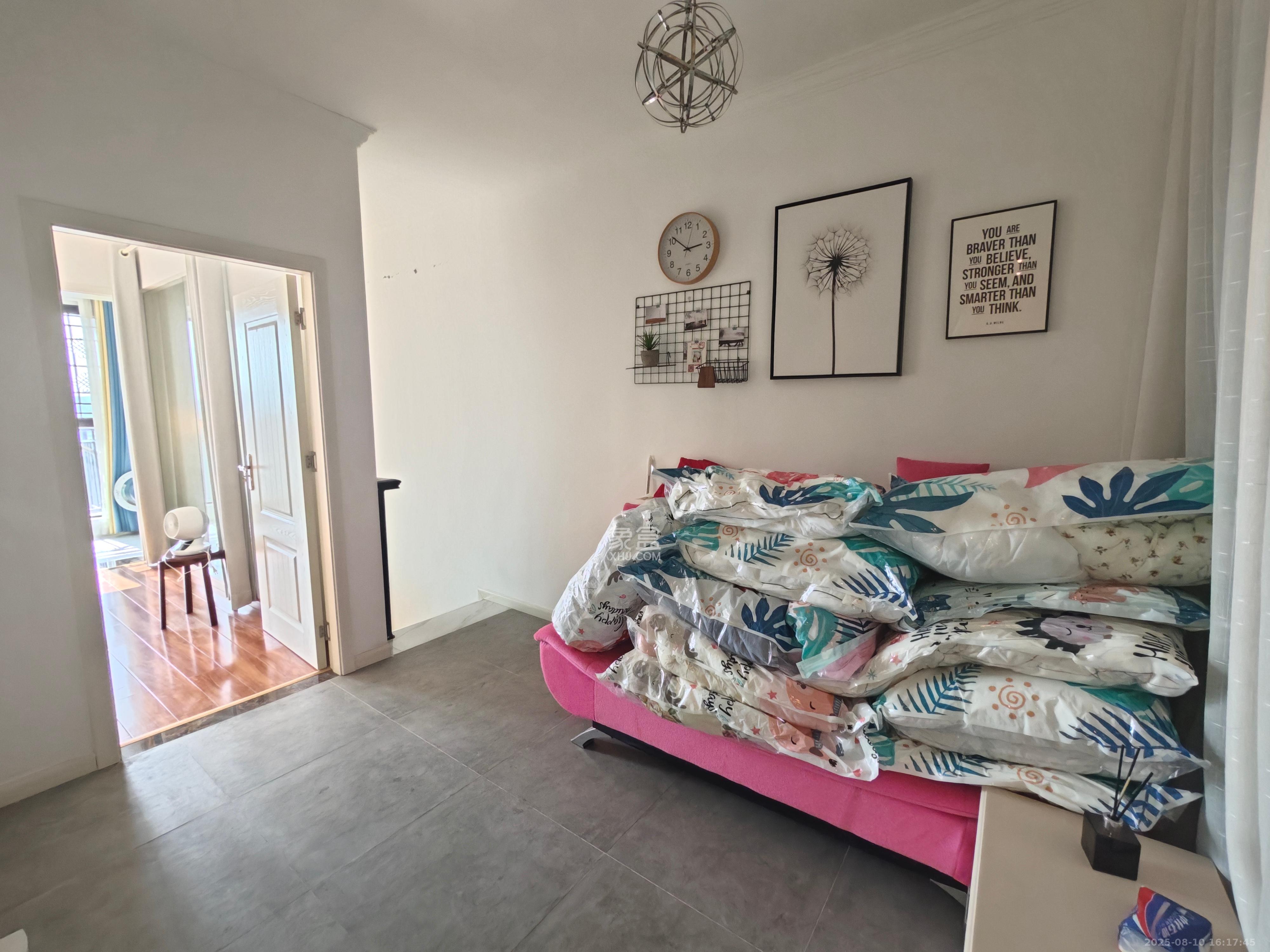 宏聚地中海  3室1厅1卫    2200.0元/月室内图