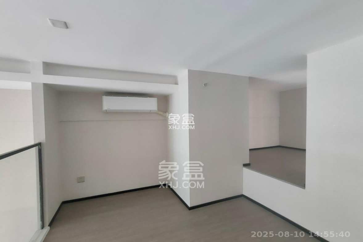 中一鲲出(鲲鹏府) 2室1厅1卫 2700.00元/月 中一鲲出(鲲鹏府) 2室1厅1卫 2700.00元/月室内图