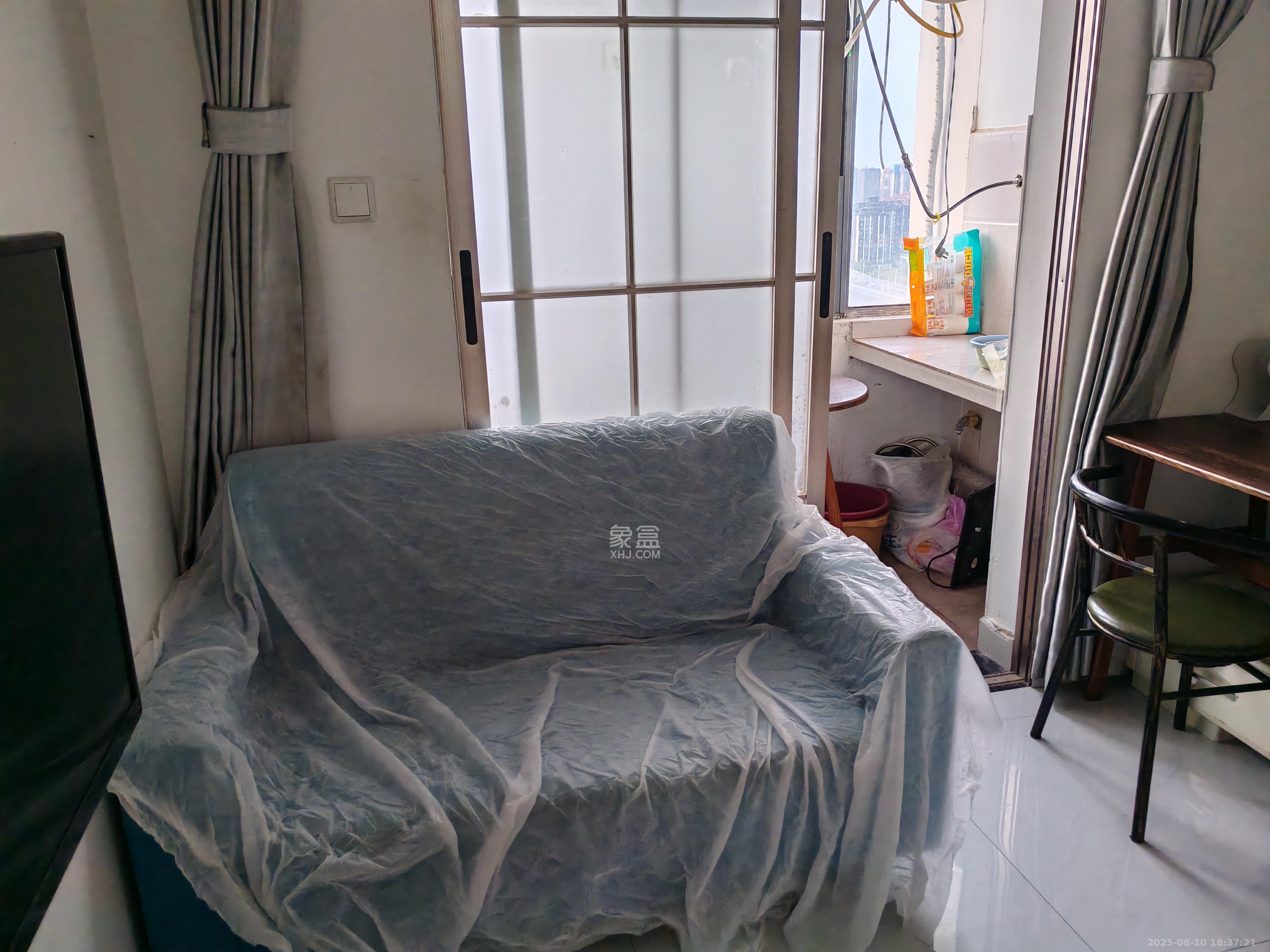 欧亚达国际广场 1室1厅1卫 1000.0元/月 欧亚达国际广场 1室1厅1卫 1000.0元/月室内图