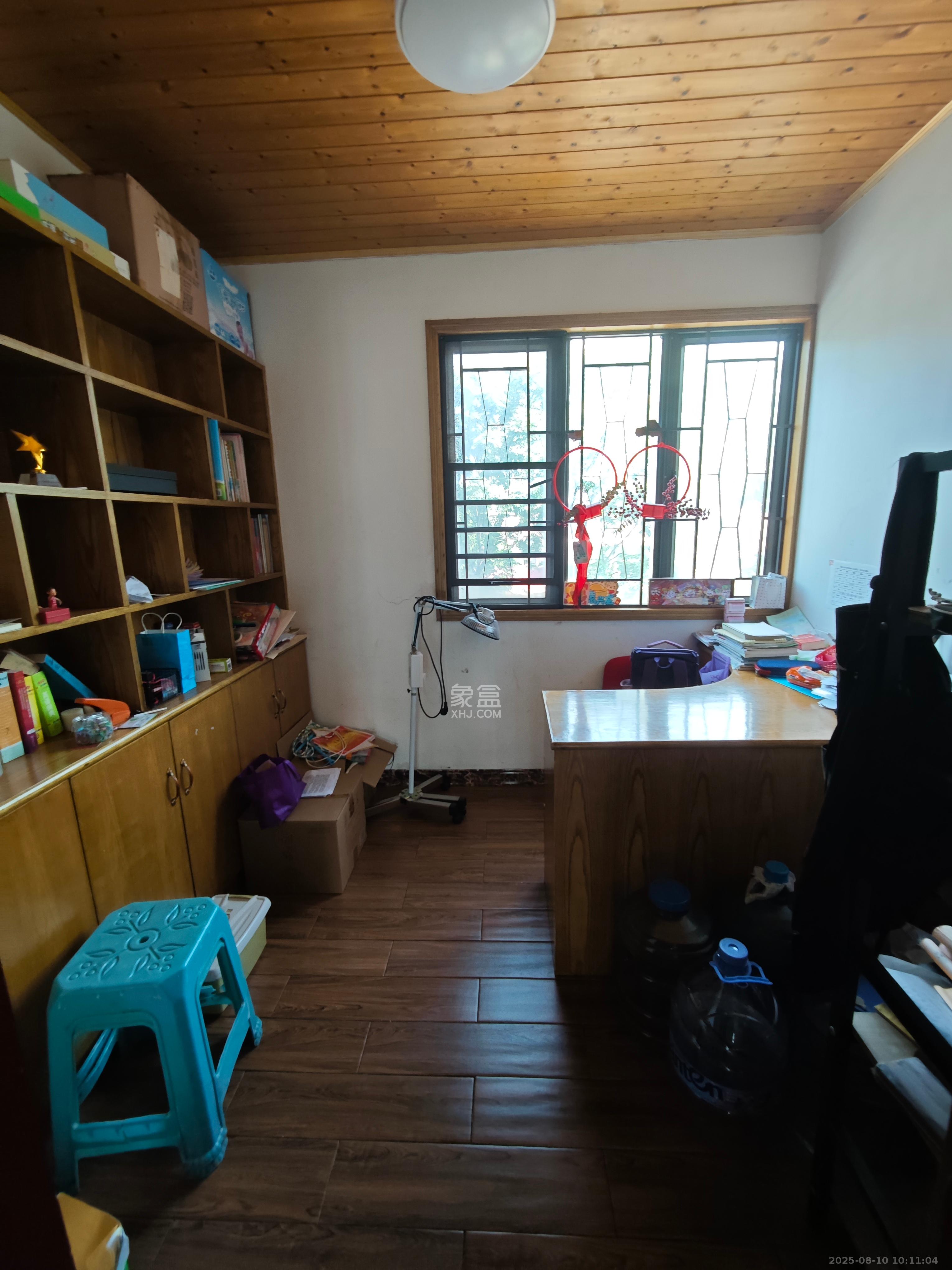 佳兆业水岸新都  4室2厅1卫    2000.0元/月室内图