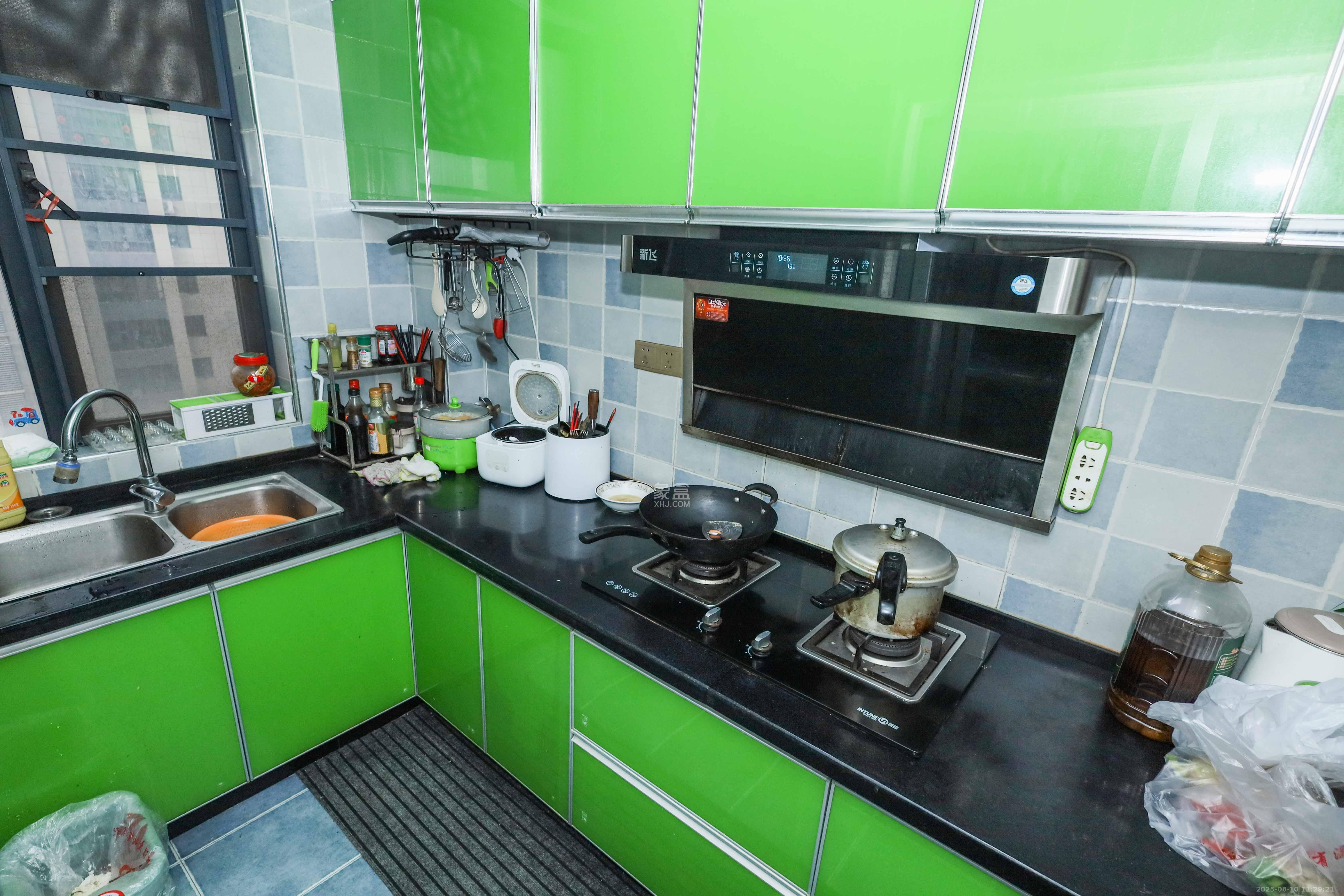 中国铁建梅溪青秀一期  3室2厅2卫    3200.0元/月室内图