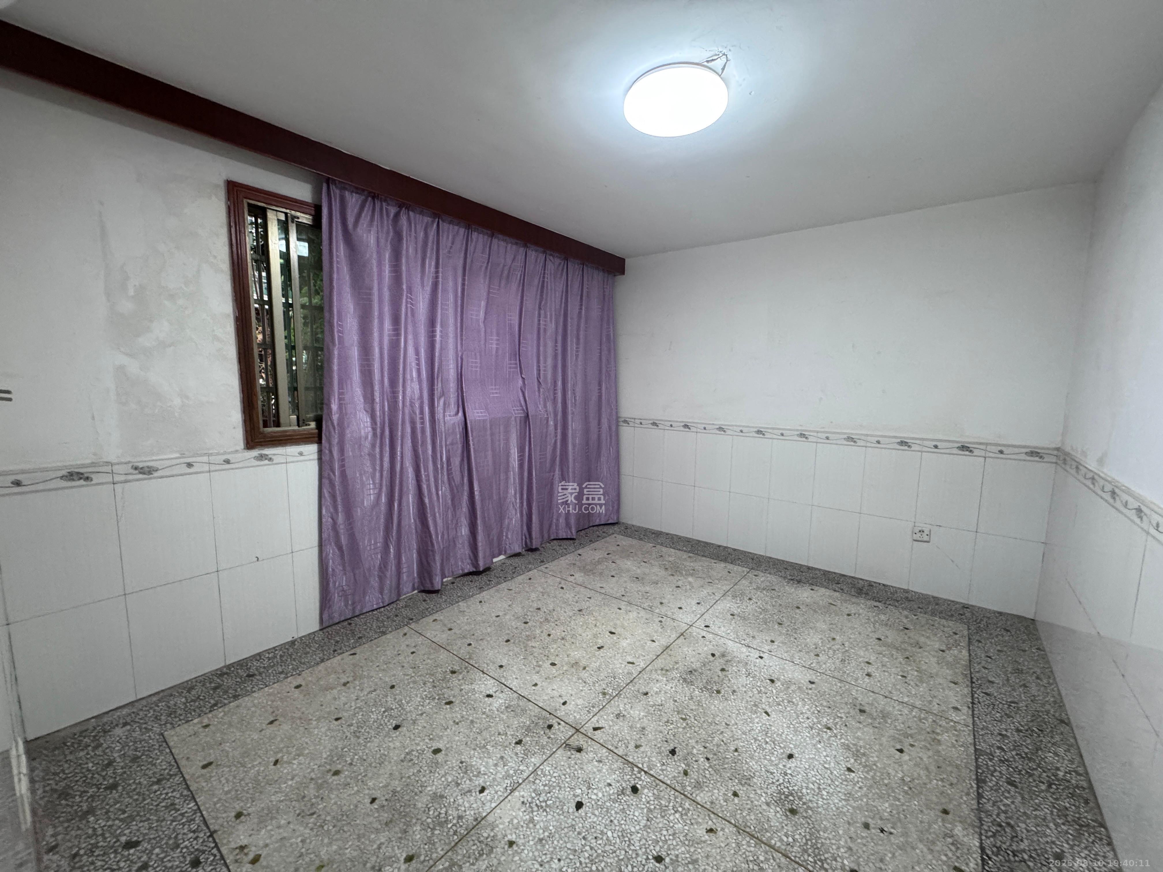 和平小区  3室2厅1卫    1500.0元/月室内图