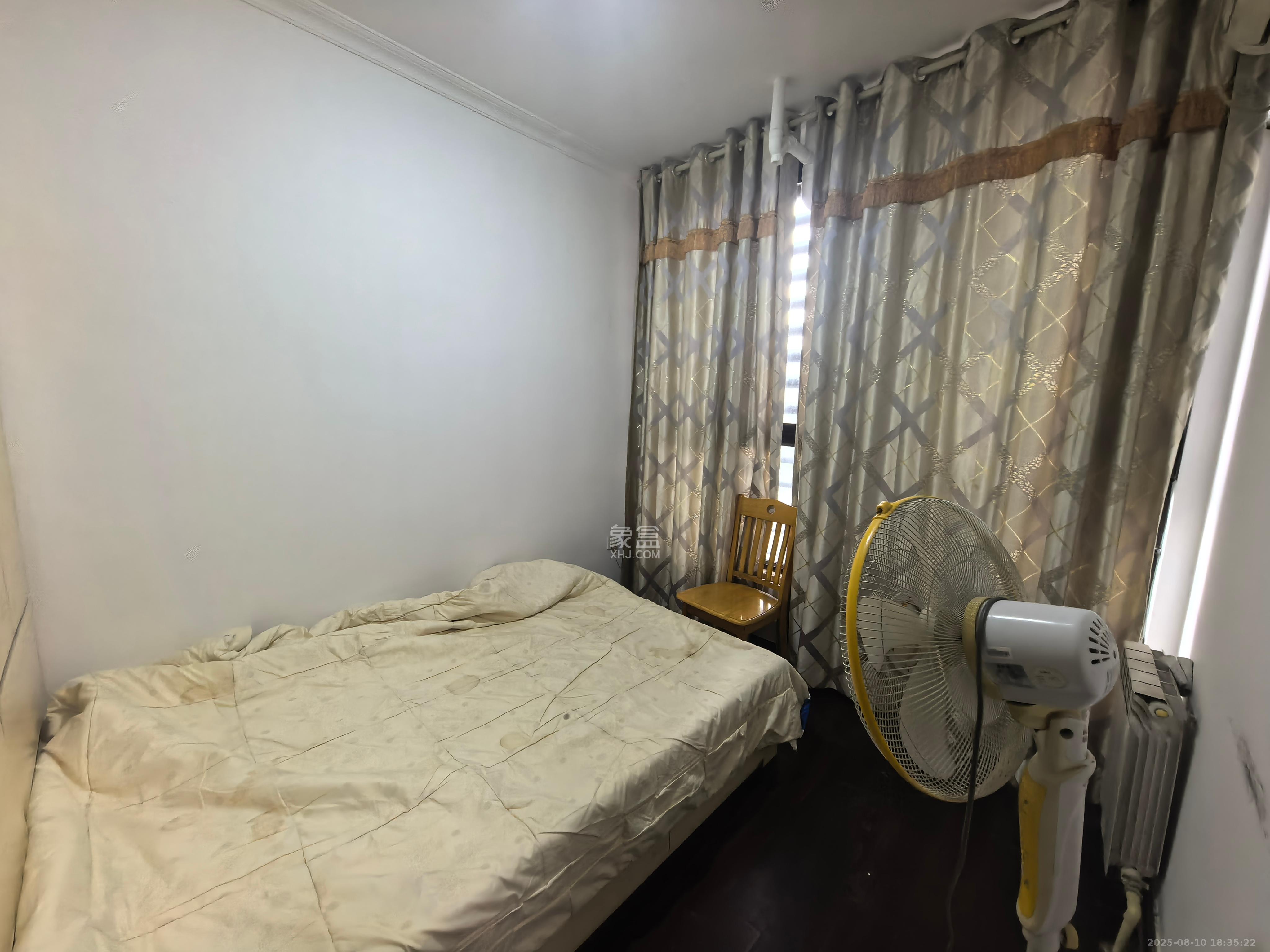 中海国际一期  3室2厅1卫    2100.0元/月室内图