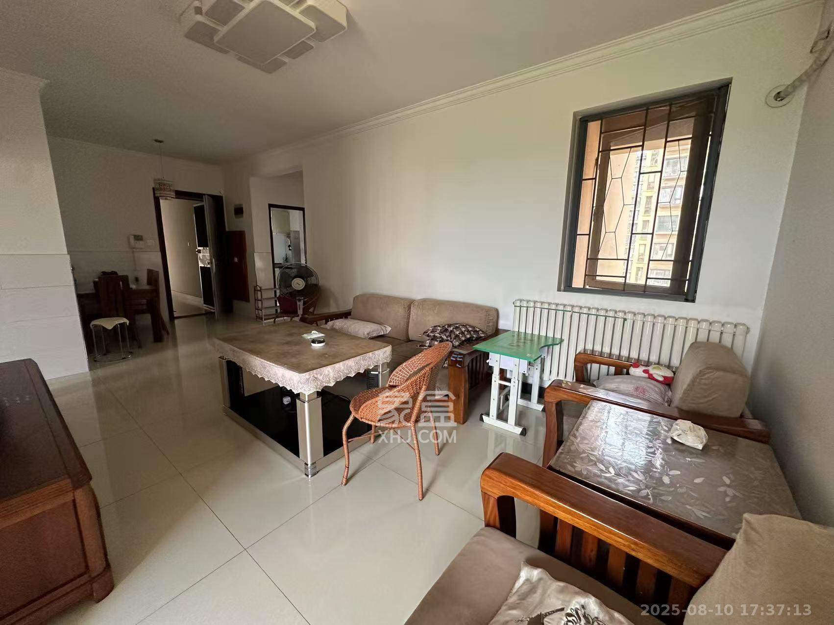 怡海星城 2室2厅1卫 1600.0元/月 怡海星城 2室2厅1卫 1600.0元/月室内图