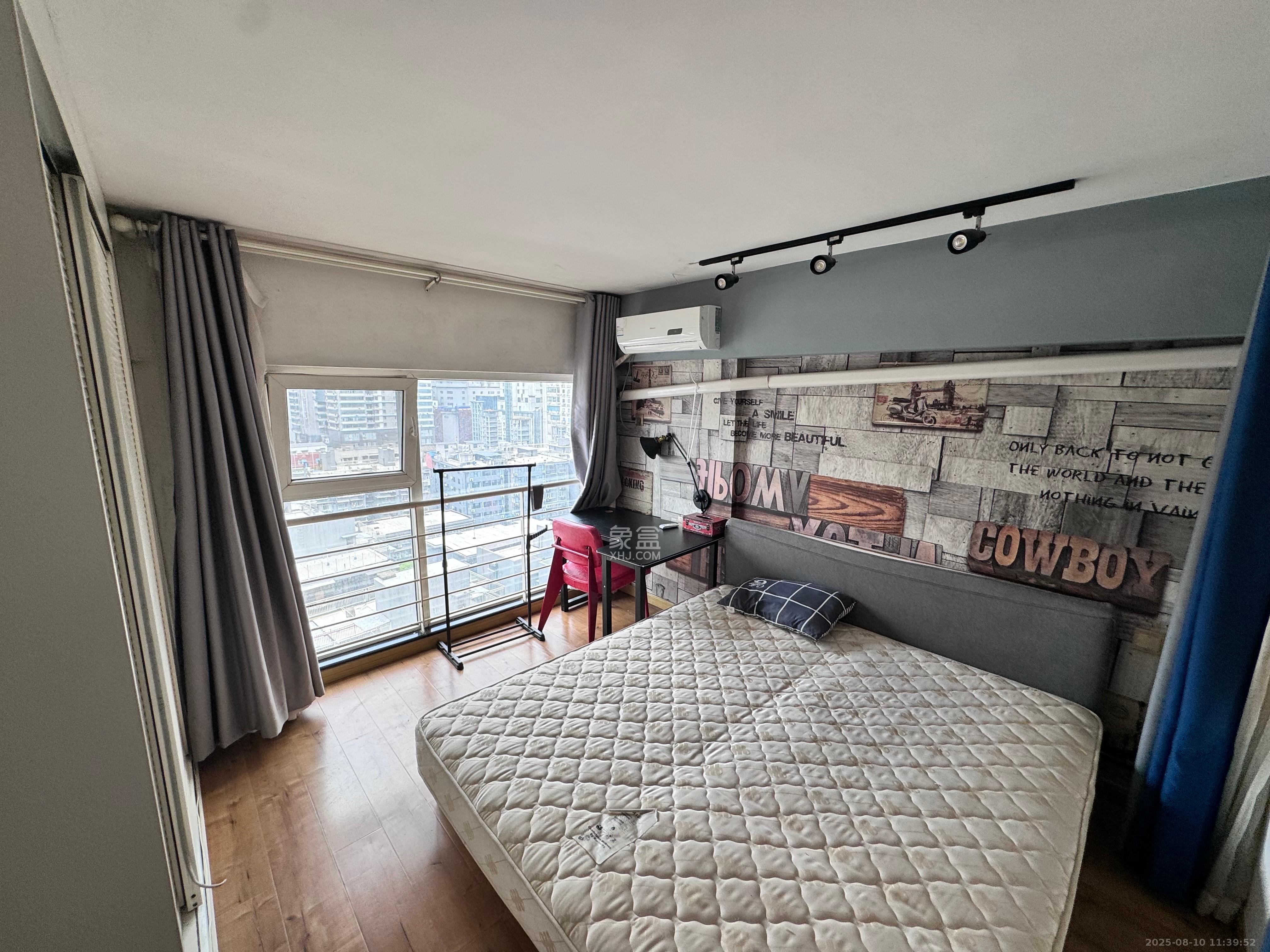 城市经典 3室2厅1卫 3200.0元/月 城市经典 3室2厅1卫 3200.0元/月室内图