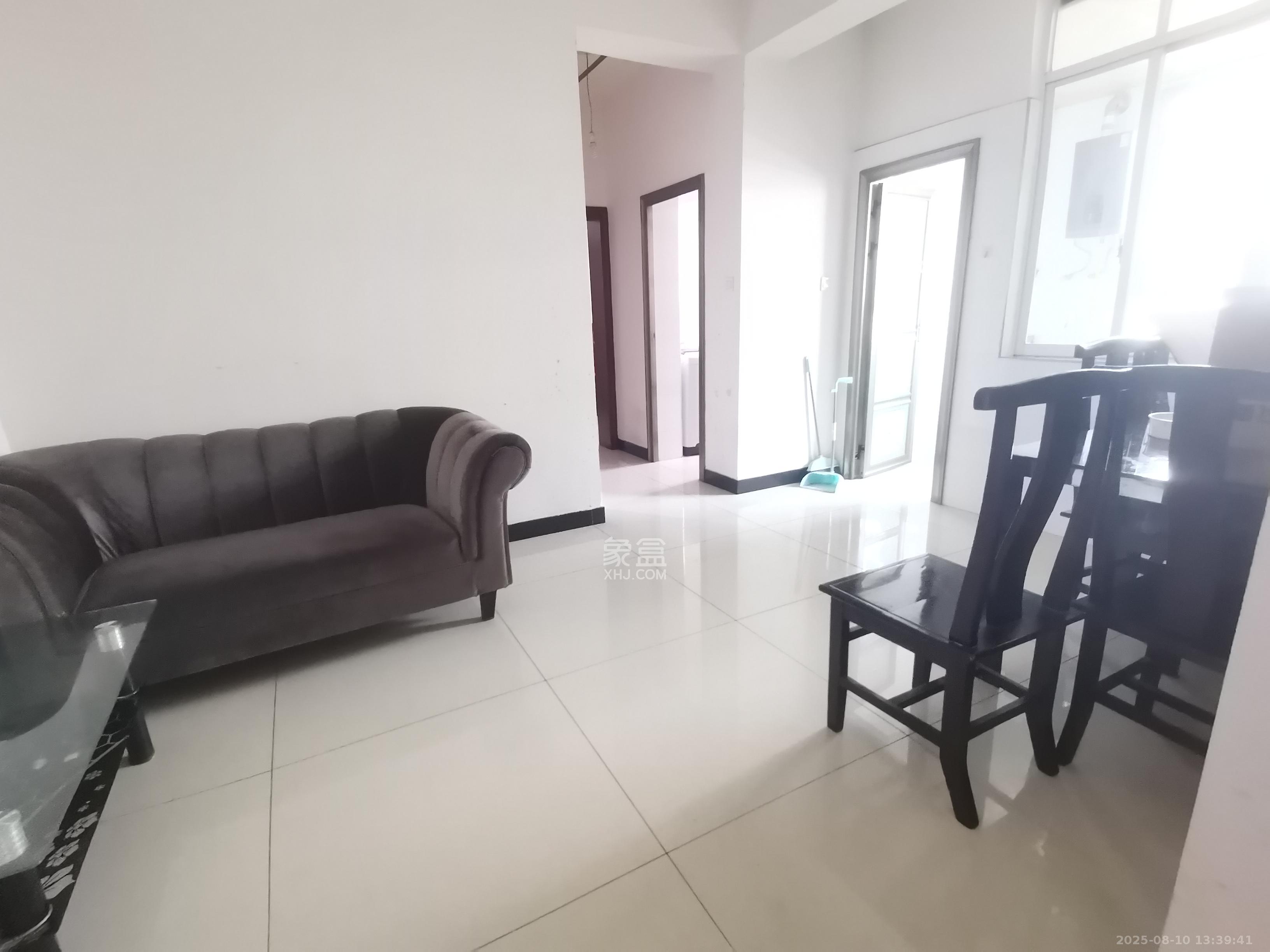 兴联母山小区  2室2厅1卫    1200.0元/月室内图