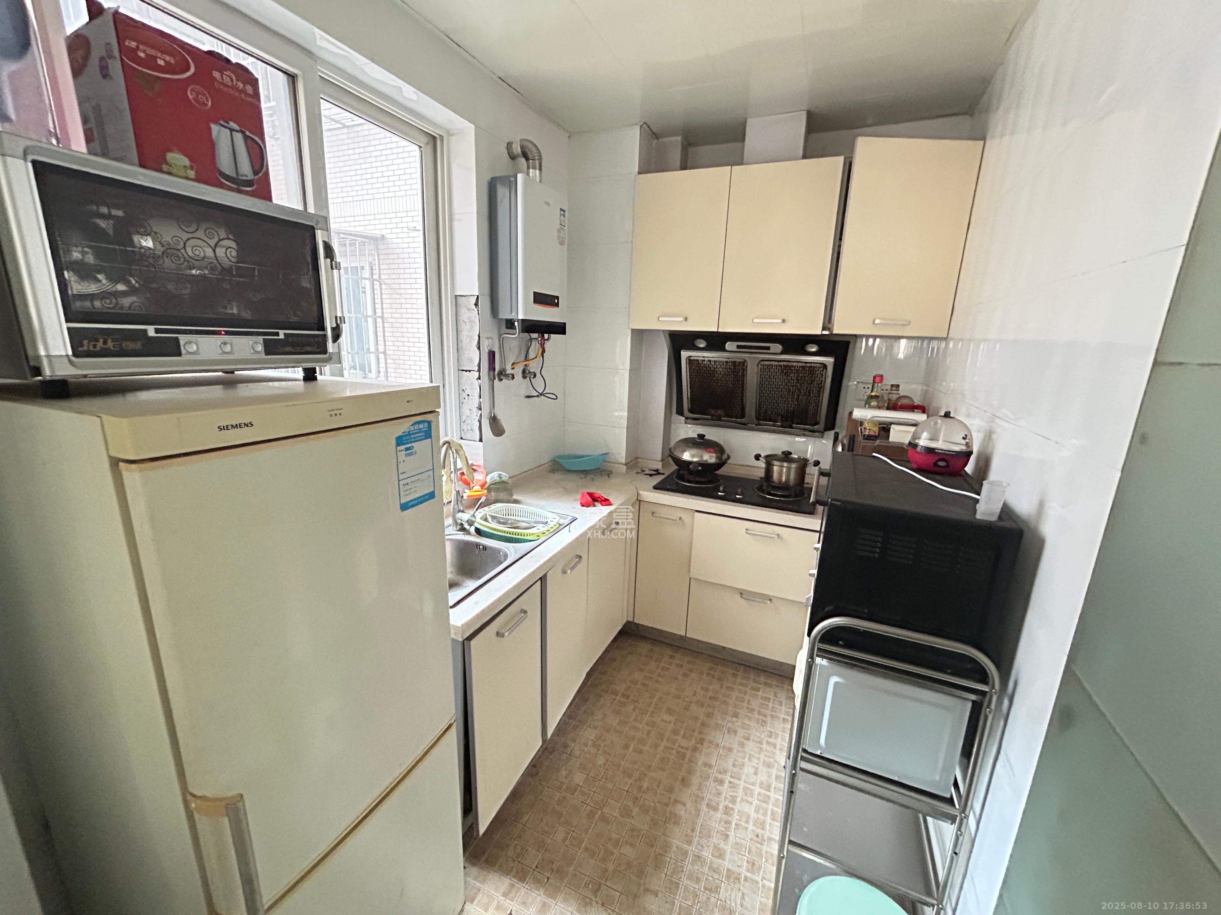 鑫天山城明珠  3室2厅1卫    1200.0元/月室内图