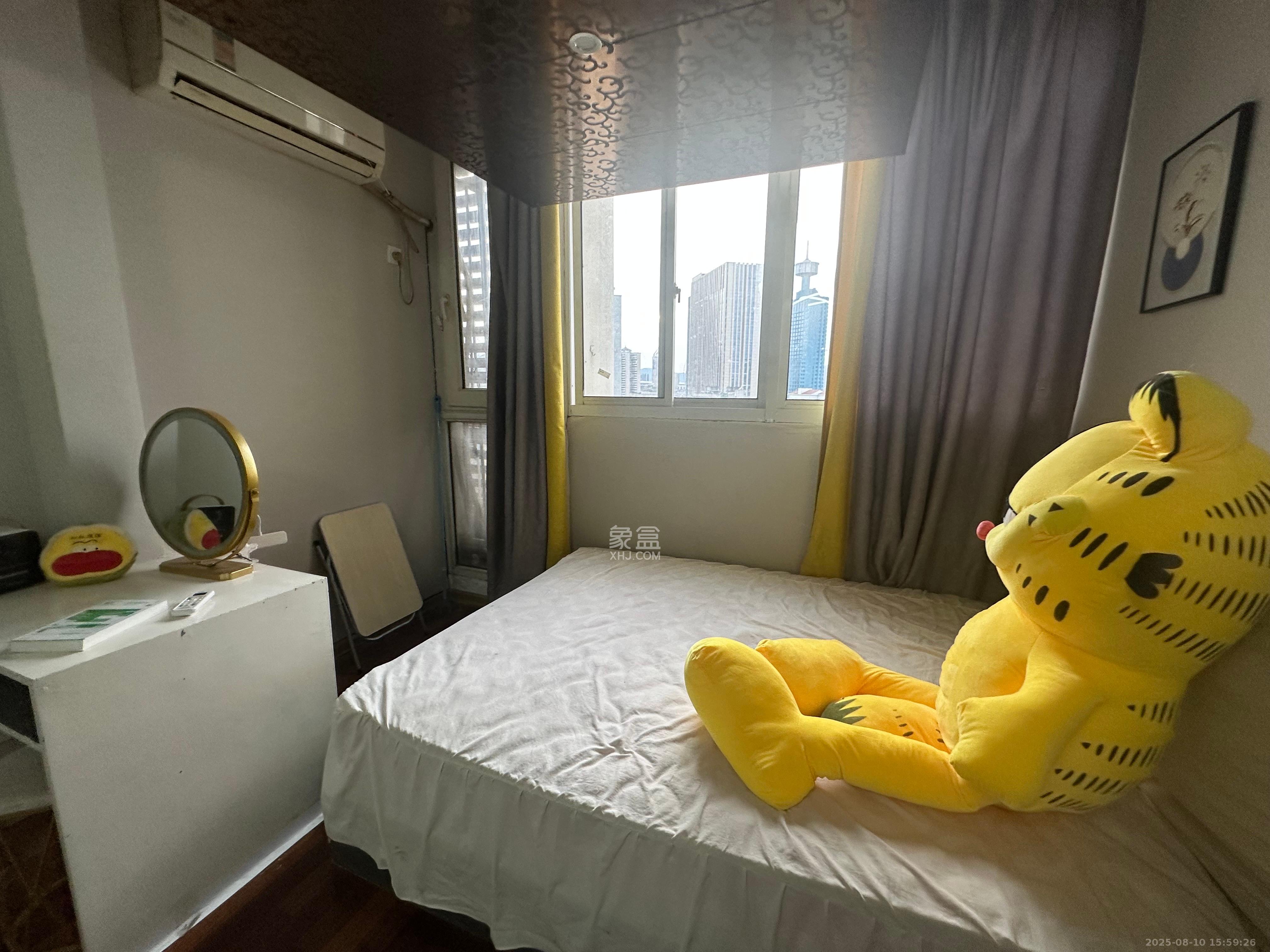 2076至高点 1室1厅1卫 1580.0元/月 2076至高点 1室1厅1卫 1580.0元/月室内图