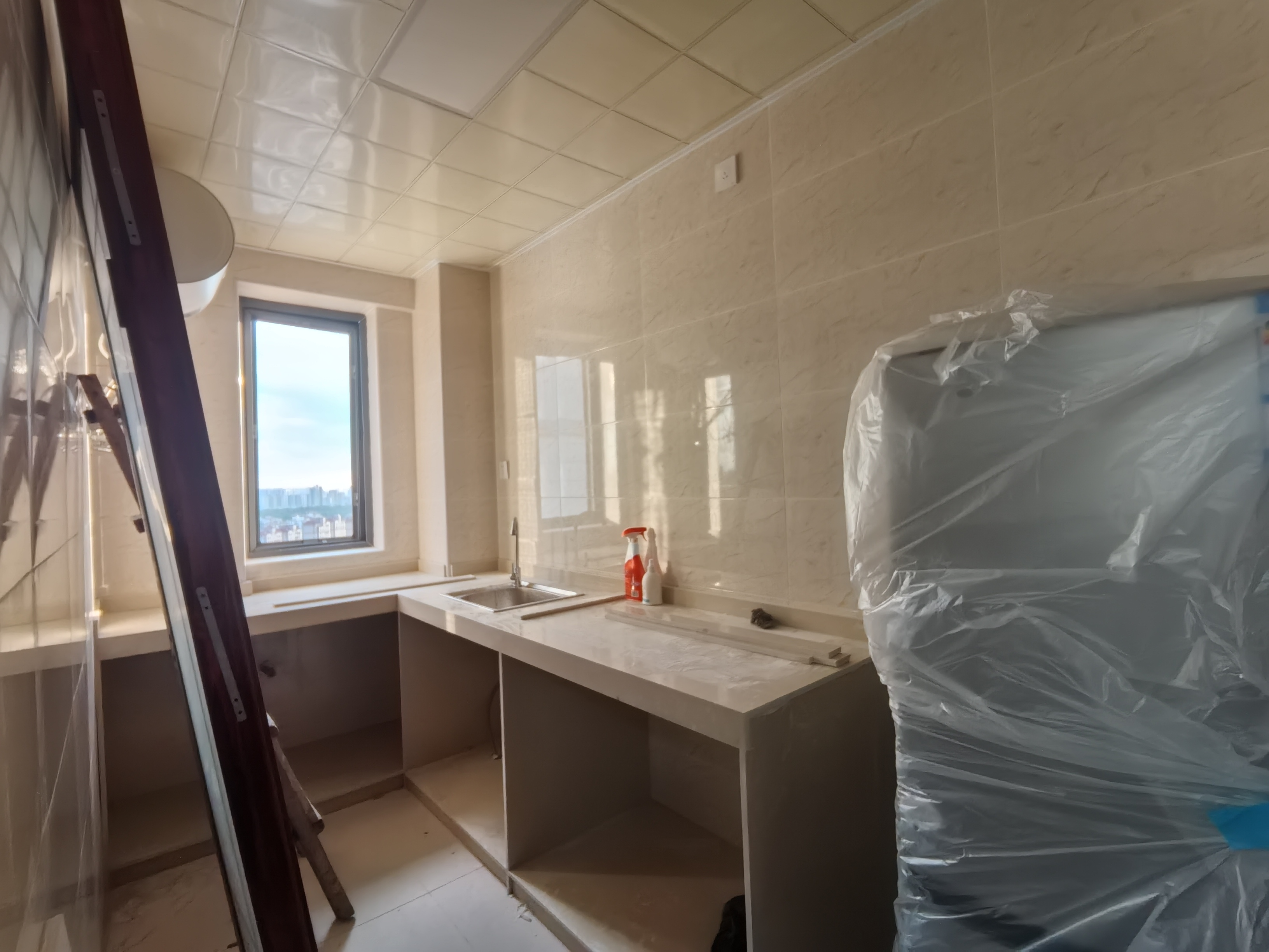 龙城新景  1室1厅1卫    2000.0元/月 龙城新景  1室1厅1卫    2000.0元/月室内图