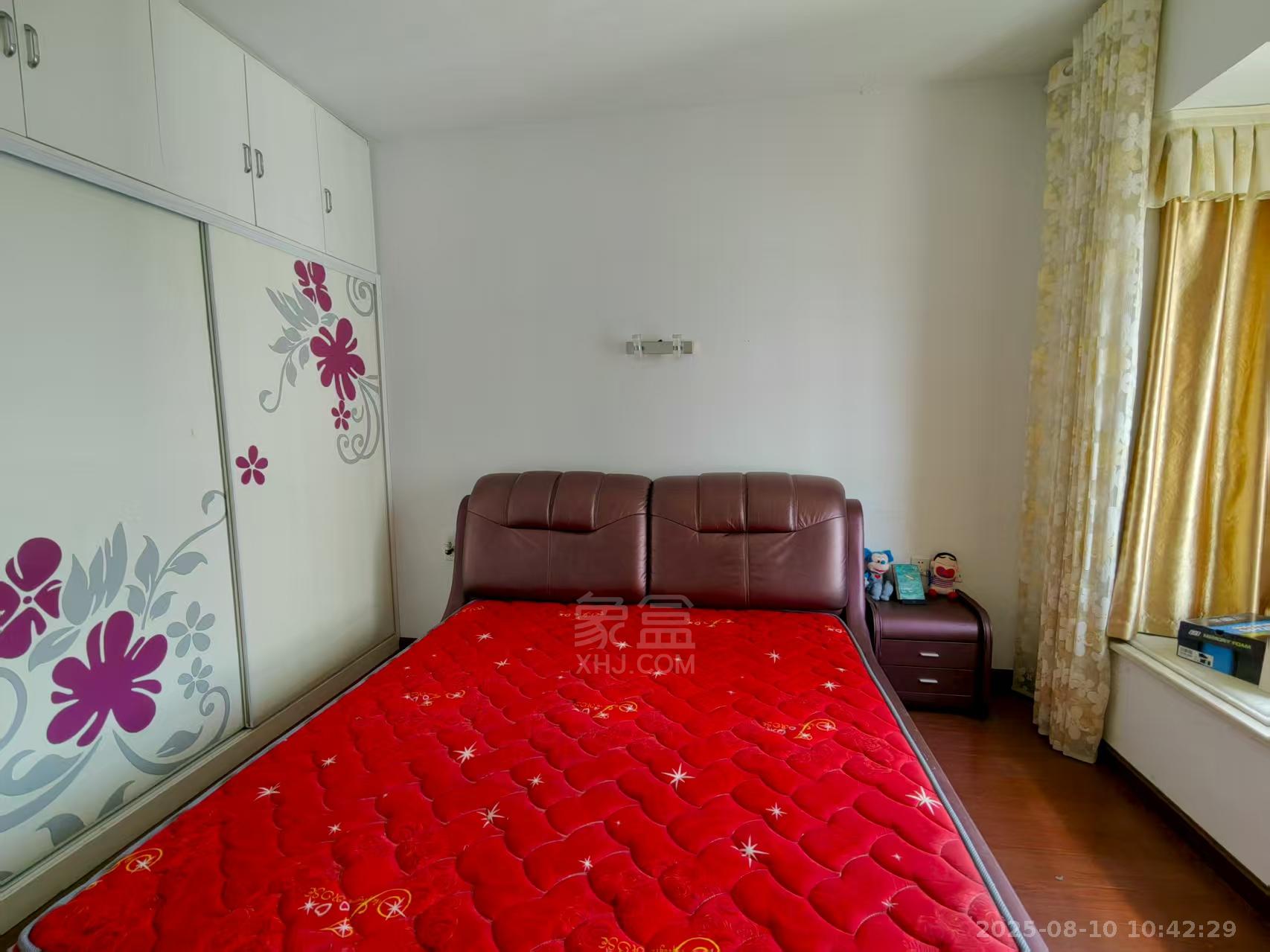 莱茵小镇  2室2厅2卫    1500.0元/月室内图