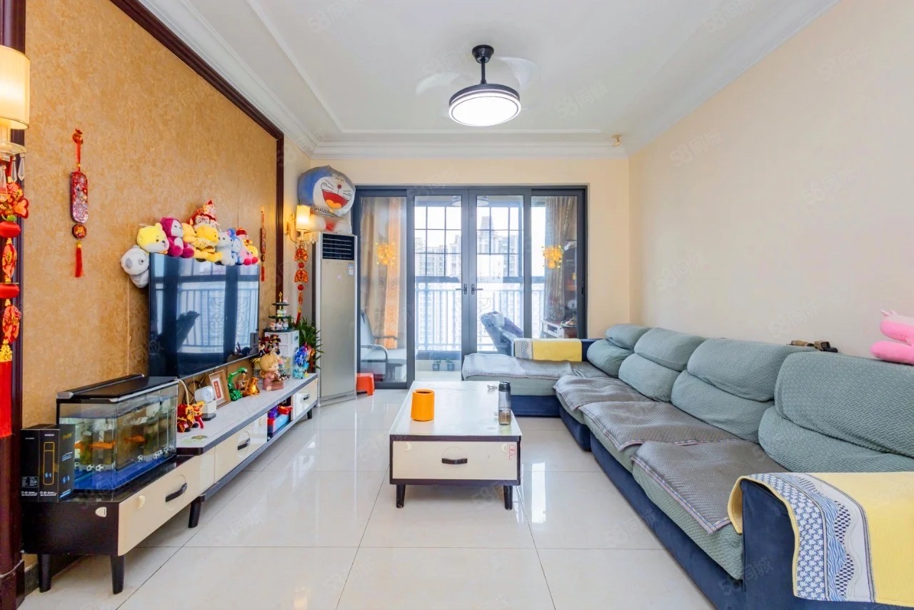 恒大翡翠华庭 3室2厅2卫 2800.0元/月 恒大翡翠华庭 3室2厅2卫 2800.0元/月户型图