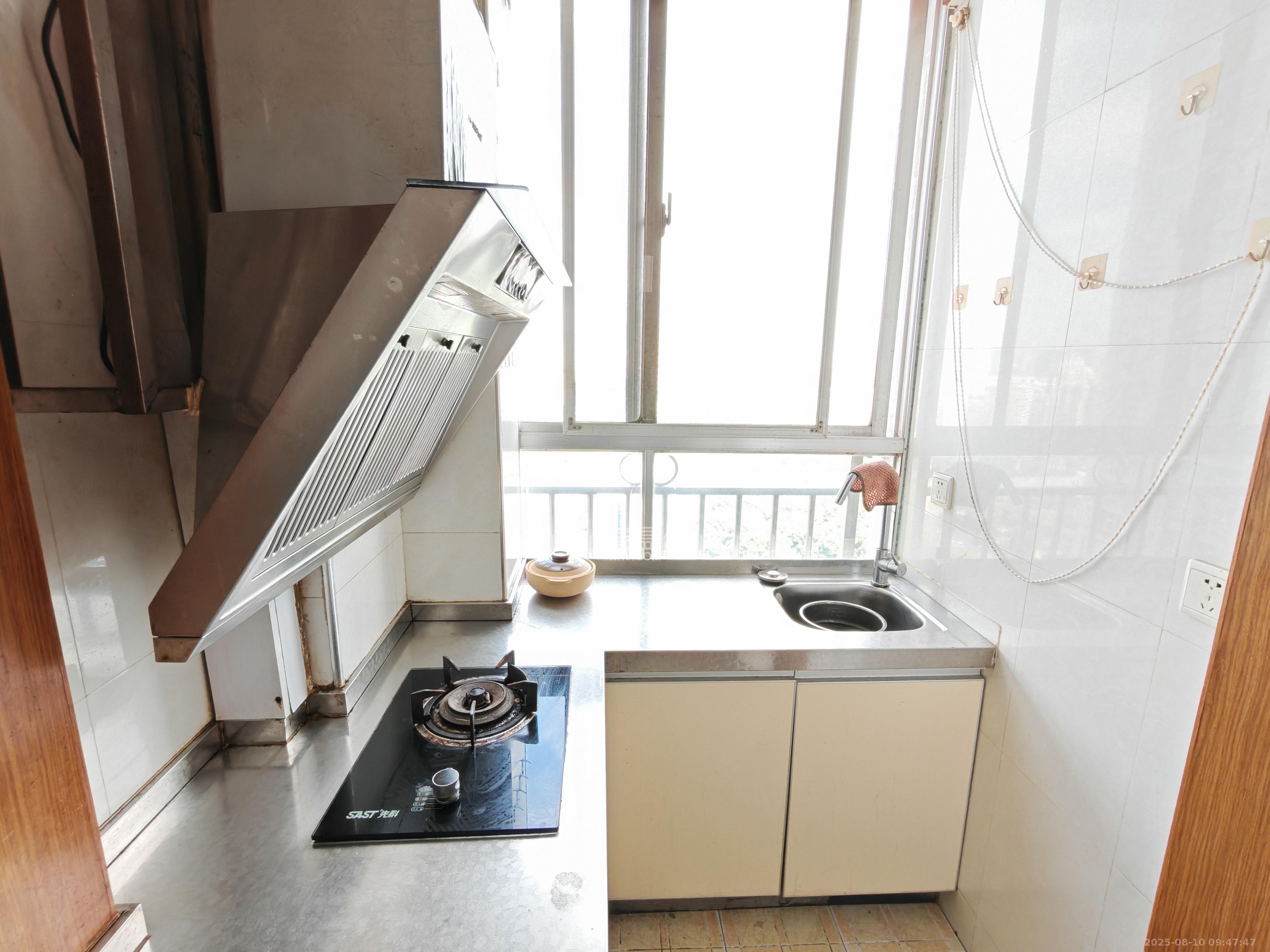 开源鑫景 1室1厅1卫 1100.0元/月 开源鑫景 1室1厅1卫 1100.0元/月室内图