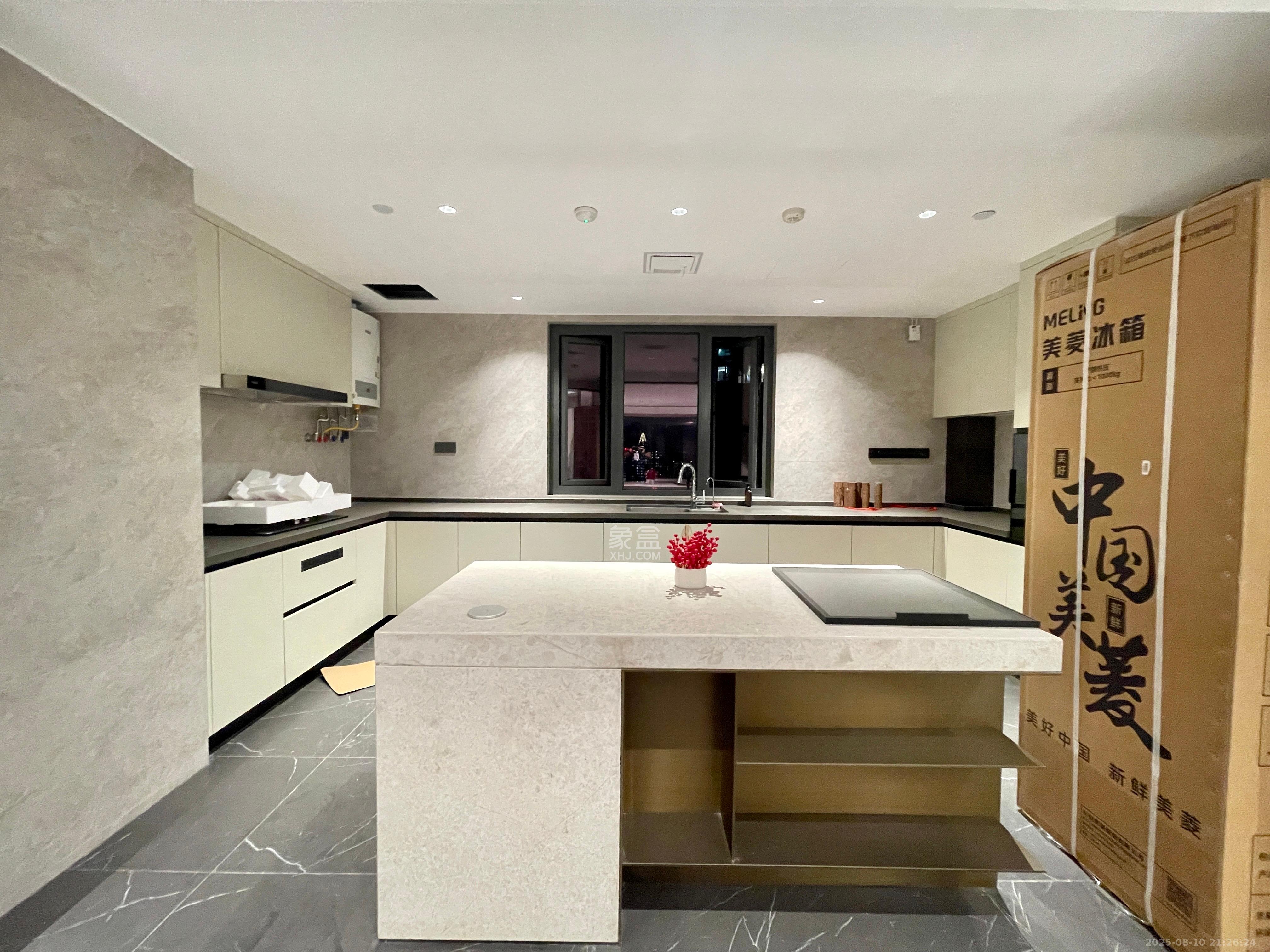 长沙悦府(华润万象城)  4室2厅3卫    19000.0元/月 长沙悦府(华润万象城)  4室2厅3卫    19000.0元/月室内图