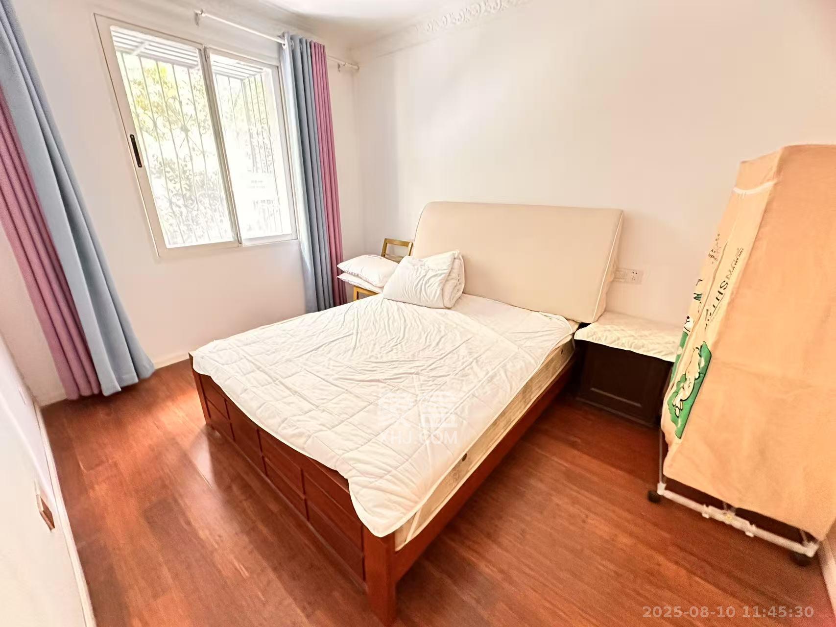 省建苑小区  3室2厅1卫    3300.0元/月 省建苑小区  3室2厅1卫    3300.0元/月室内图