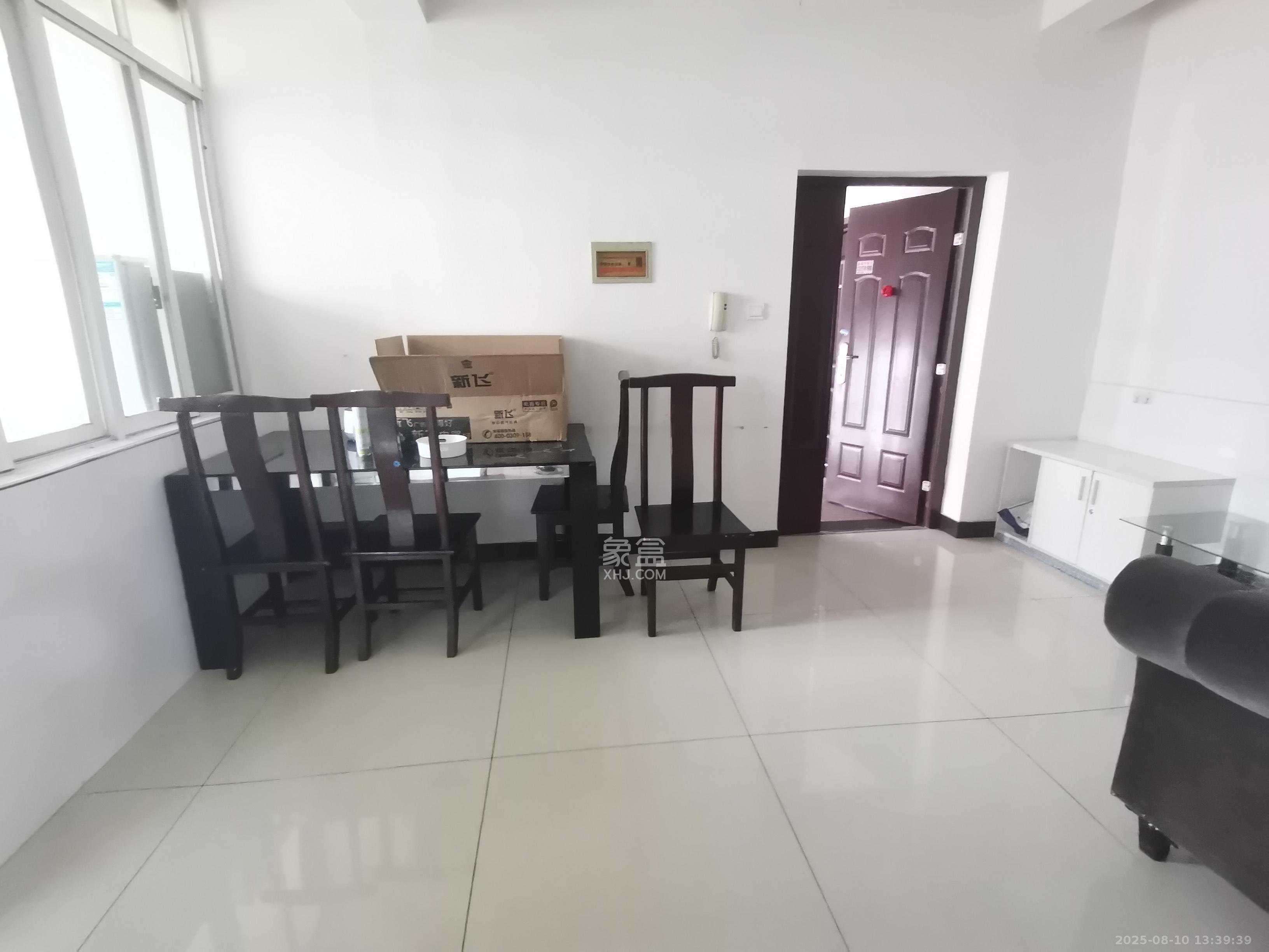 兴联母山小区  2室2厅1卫    1200.0元/月室内图