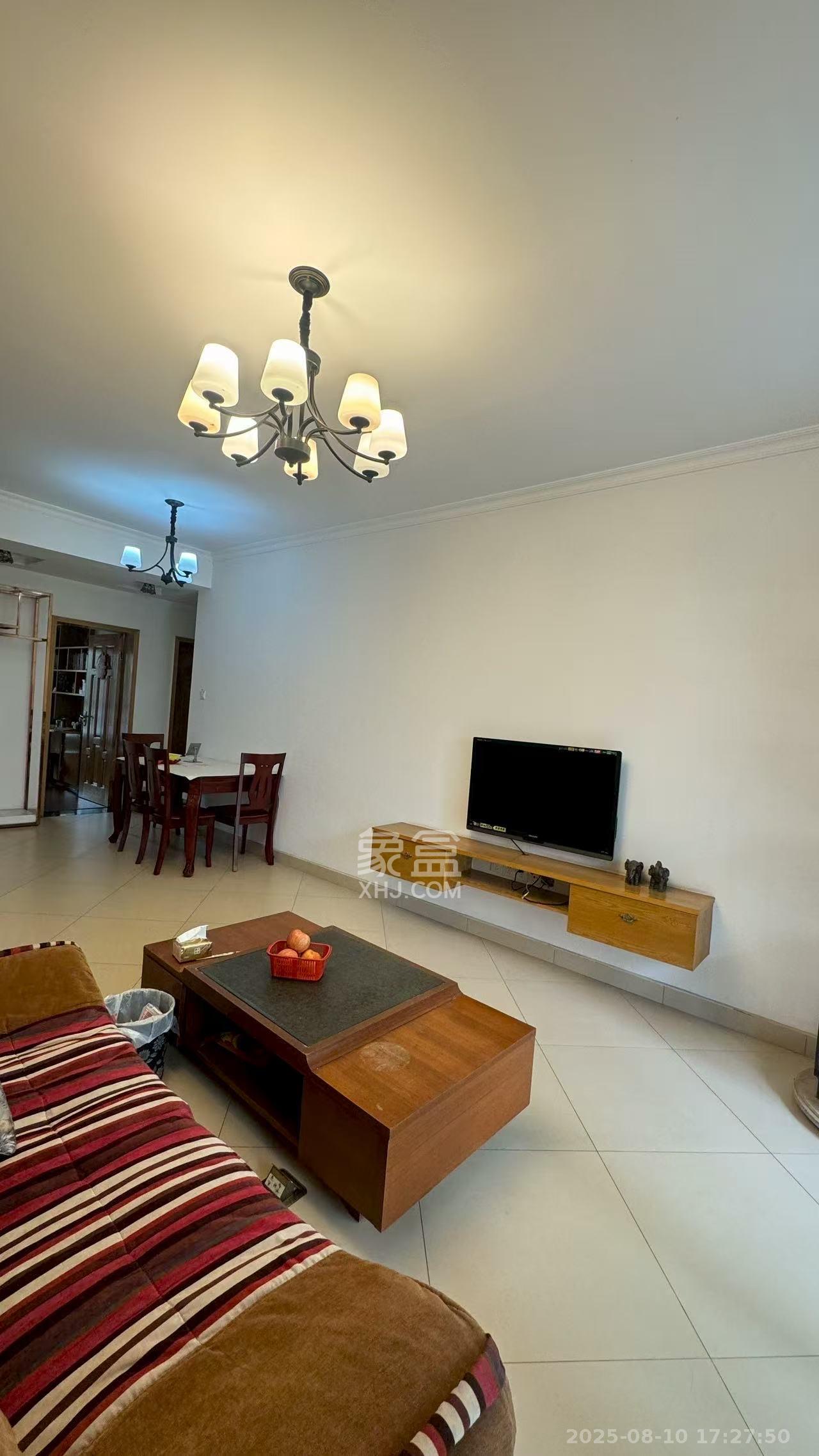 中房F联邦  3室1厅1卫    1000.0元/月 中房F联邦  3室1厅1卫    1000.0元/月室内图