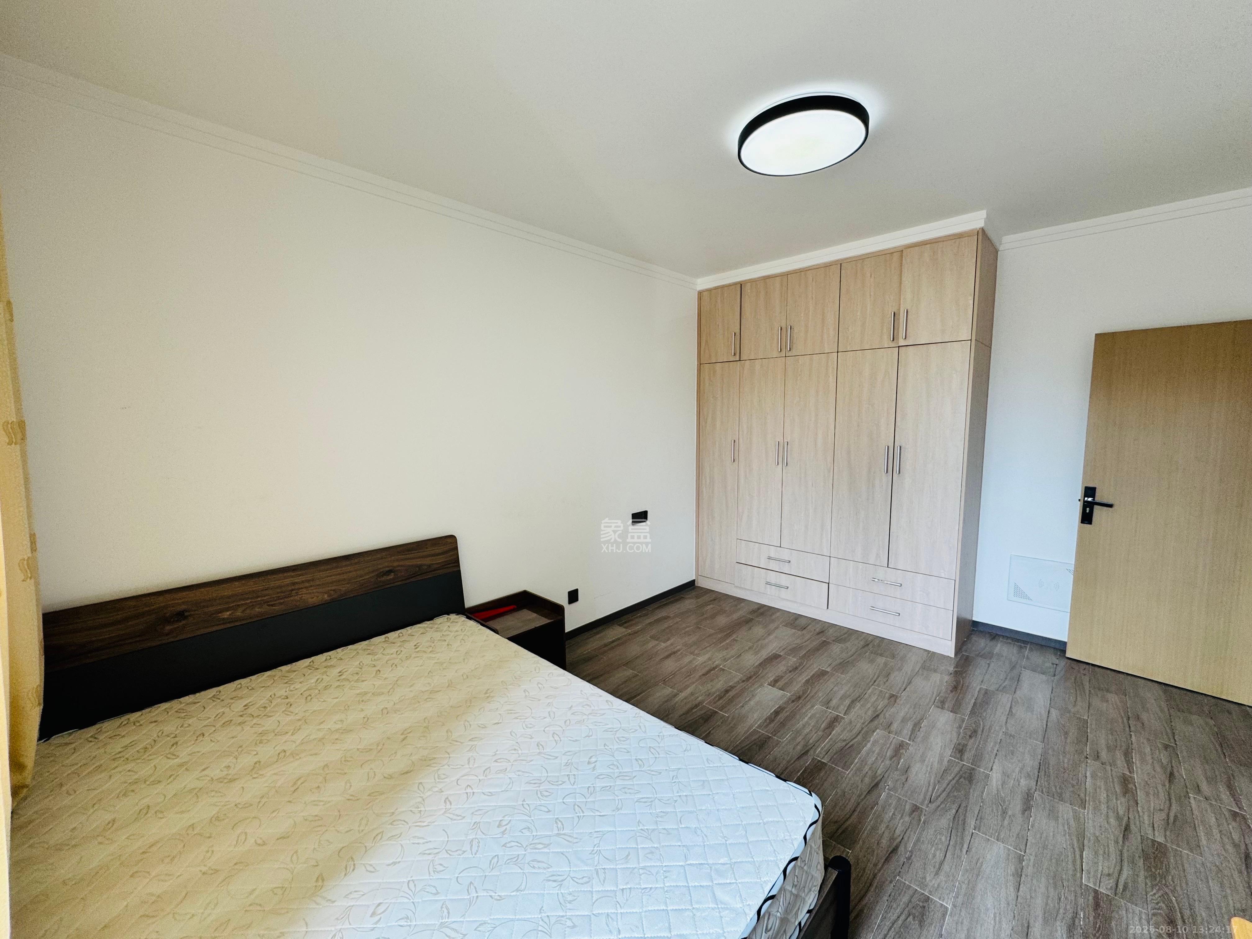 三江花中城 3室2厅2卫 3000.0元/月 三江花中城 3室2厅2卫 3000.0元/月室内图