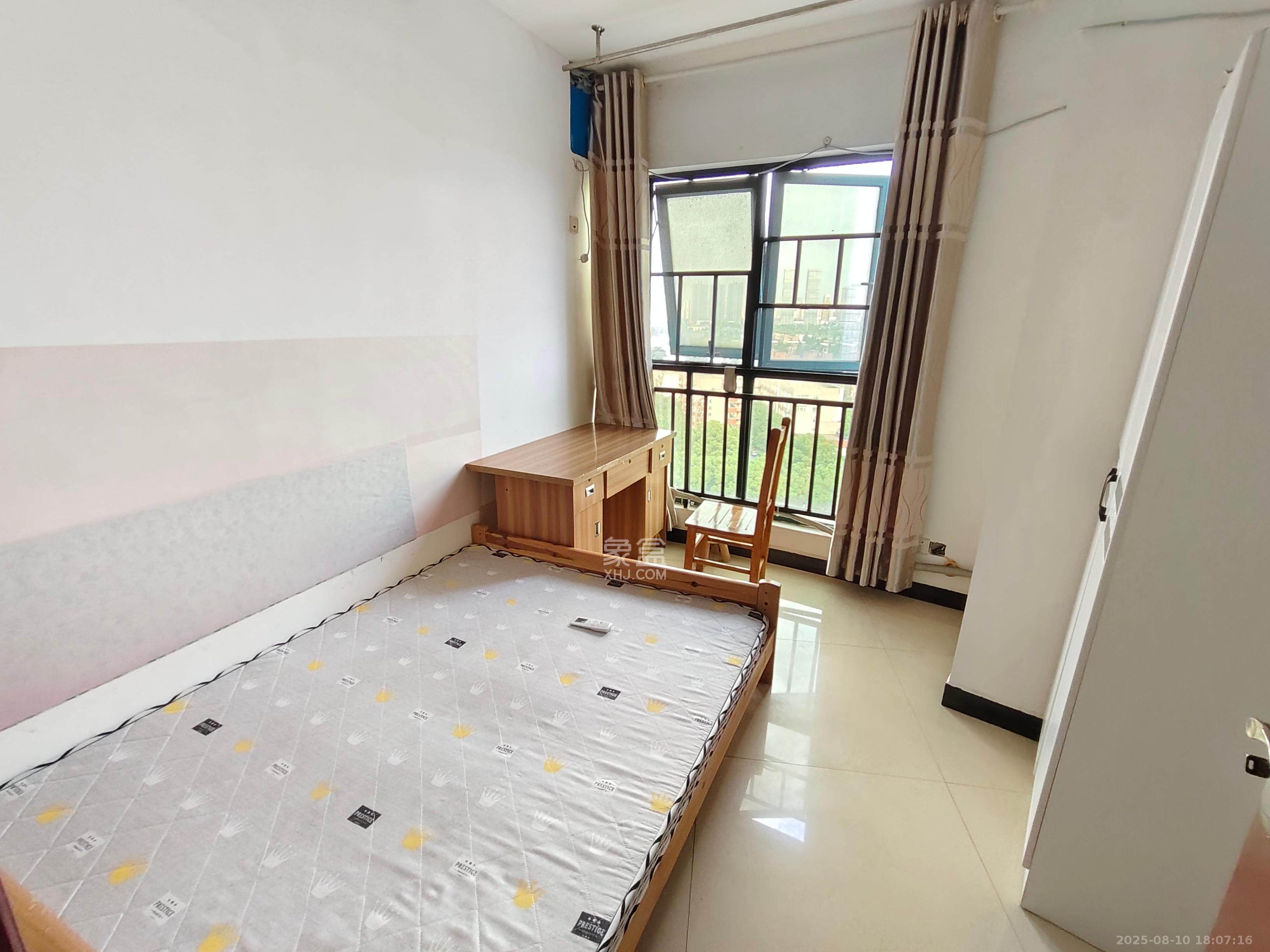 湖韵佳苑  2室1厅1卫   1600.00元/月室内图