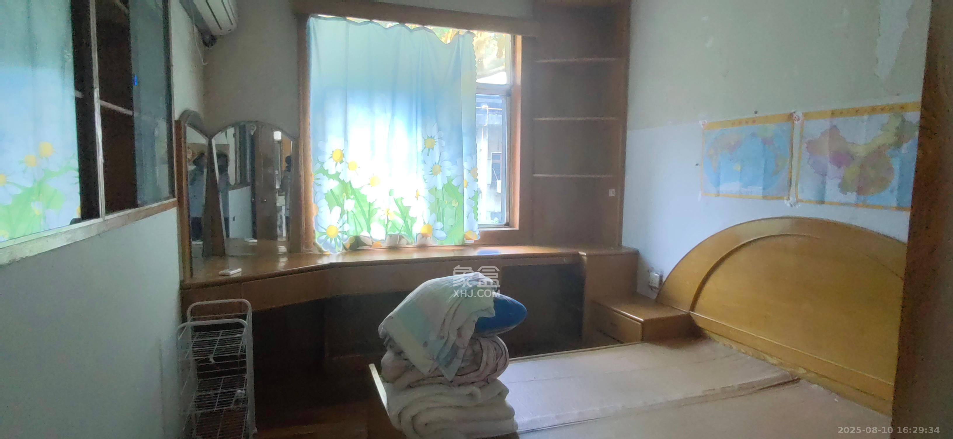 湘运新村 3室1厅1卫 1300.0元/月 湘运新村 3室1厅1卫 1300.0元/月室内图