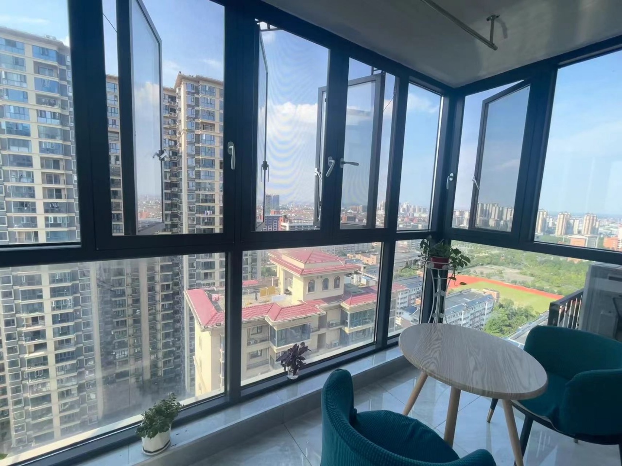 碧桂园梓山府 2室2厅1卫 1500.0元/月 碧桂园梓山府 2室2厅1卫 1500.0元/月室内图